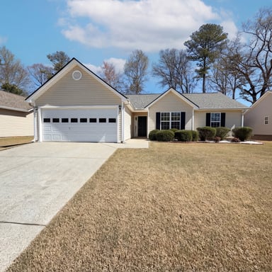 Property photo 1 of 124 Amelia Garden Way