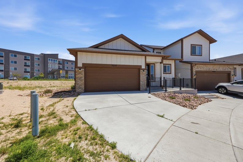 Property photo 1 of 7650 Almond Wood Loop