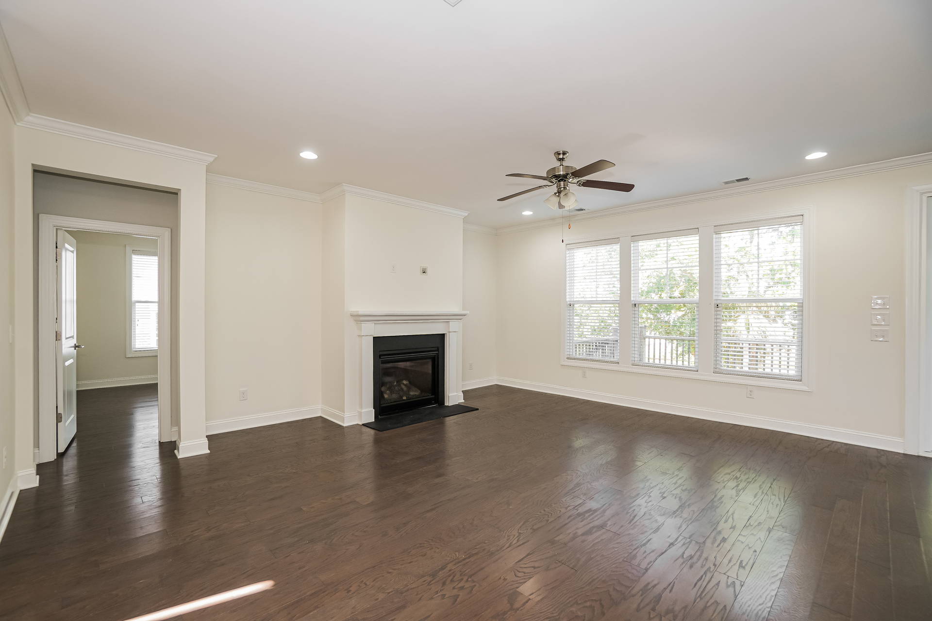 Photo 18 of 22 of 1557 Fort Palmetto Cir, Mount Pleasant, SC