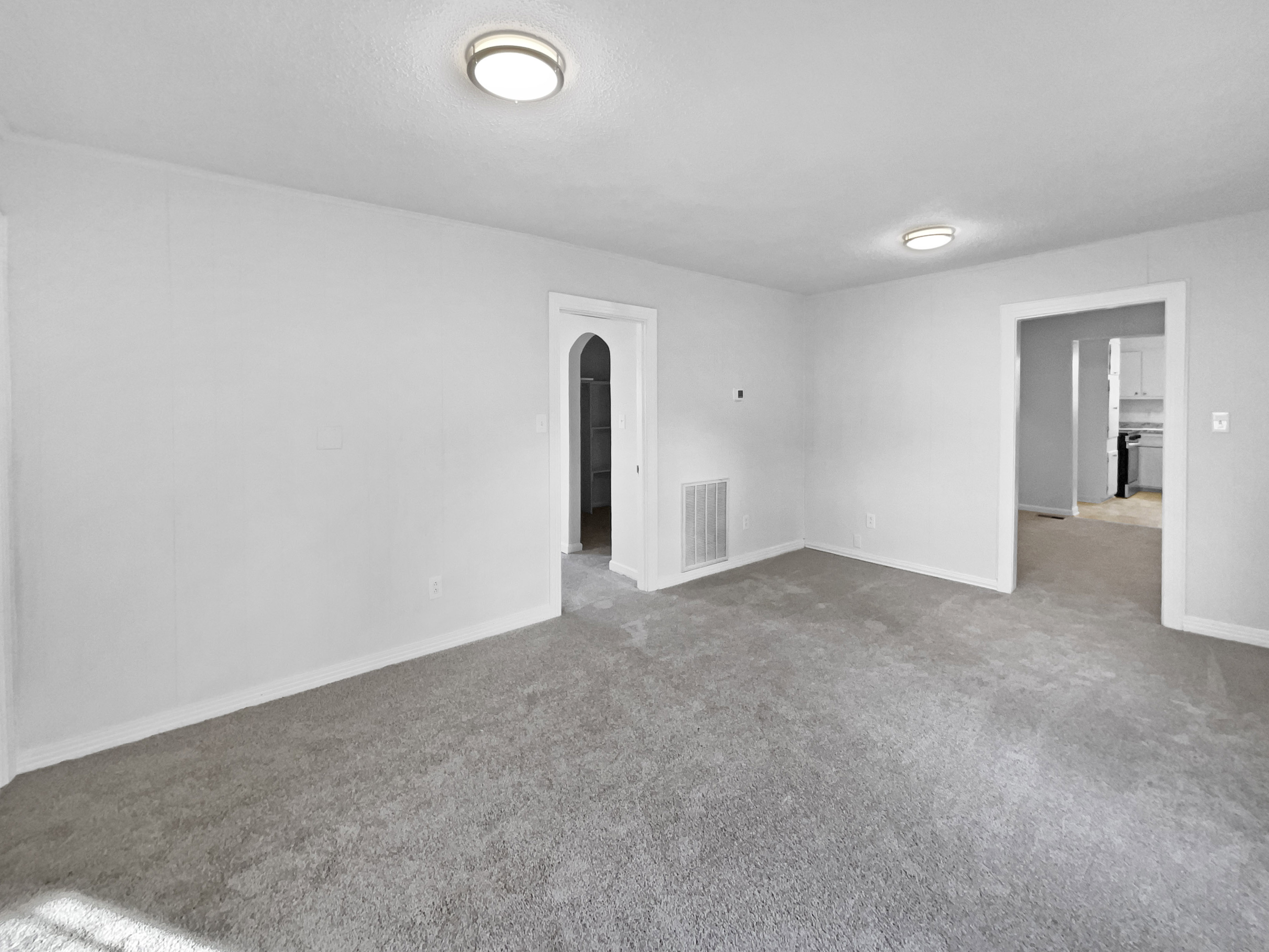 Photo 10 of 28 of 4028 Catalpa Ave, Knoxville, TN