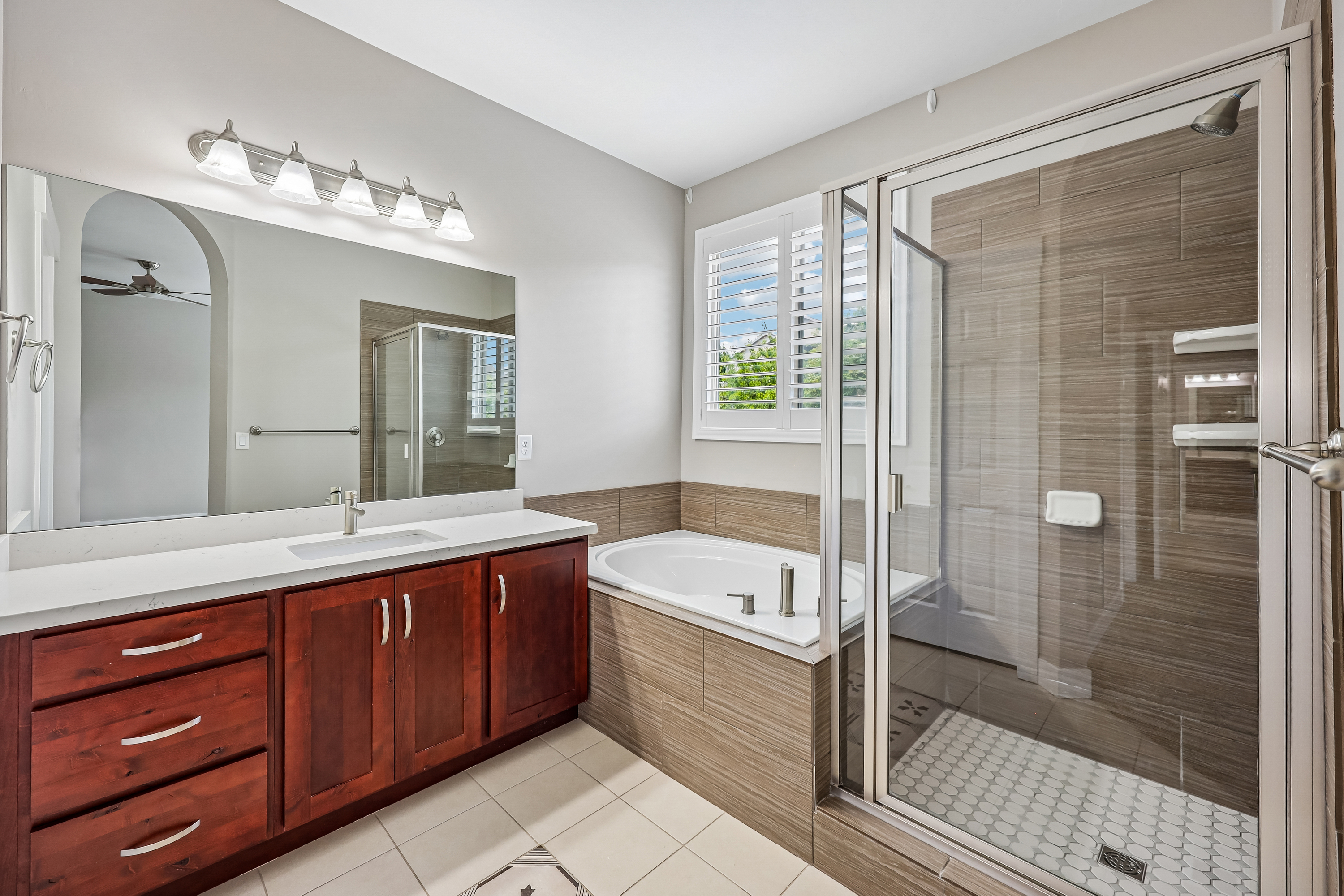 Photo 6 of 41 of 11512 S 4135 W, South Jordan, UT