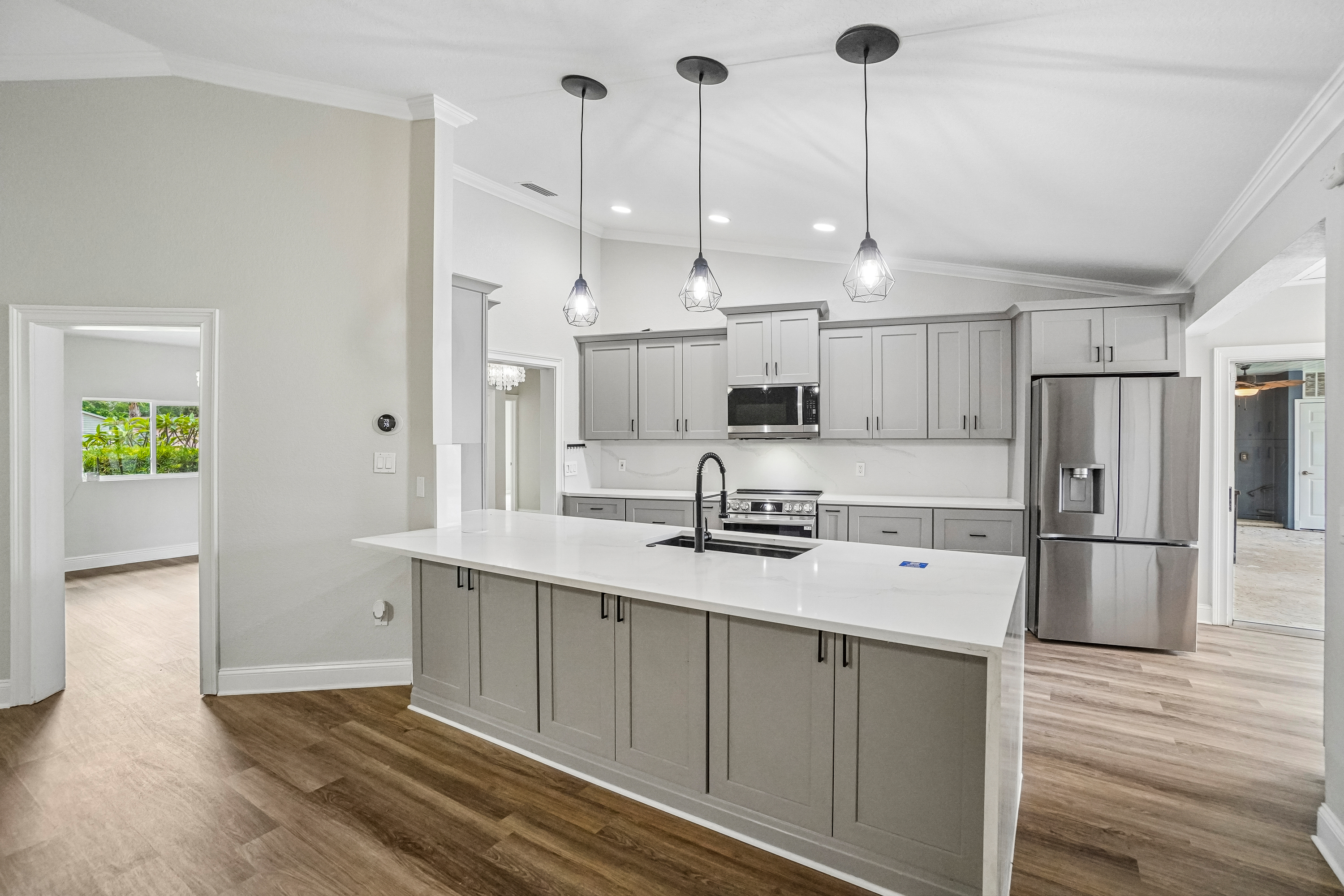 Photo 2 of 63 of 5609 Executive Dr, New Port Richey, FL
