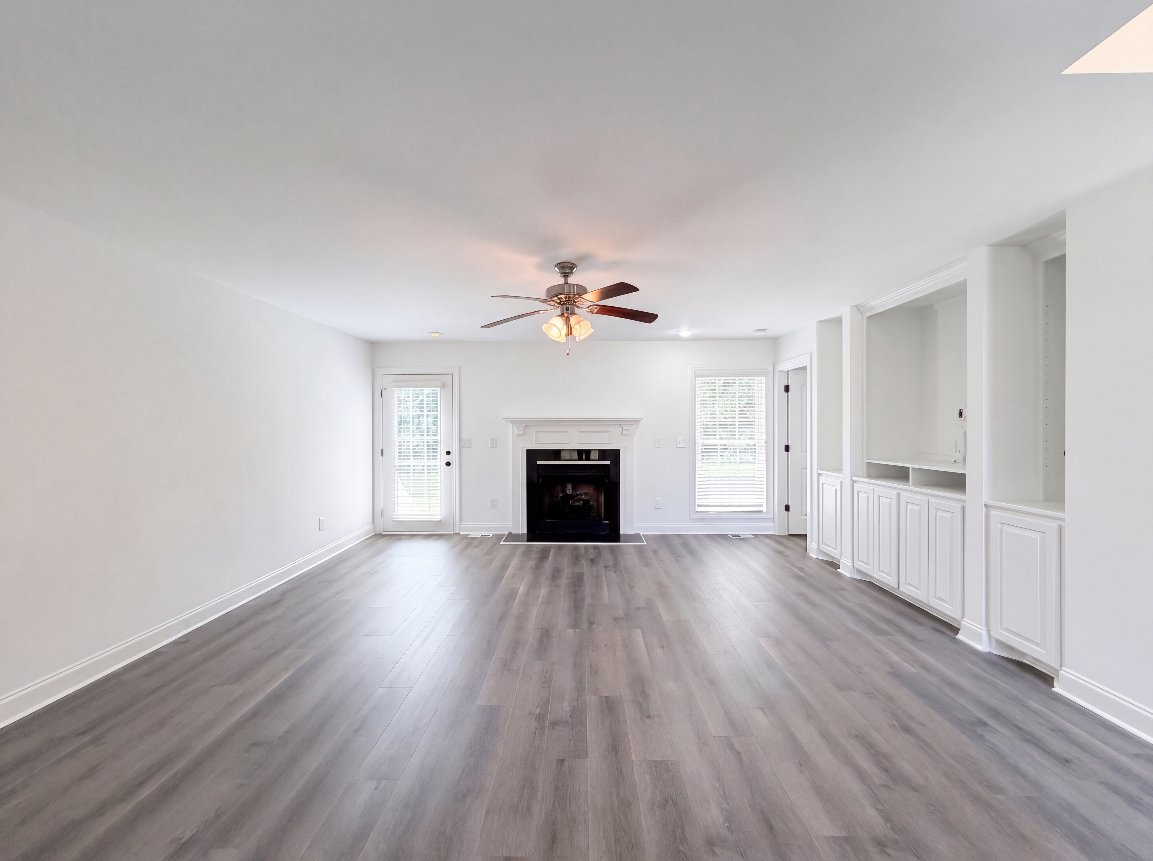 Photo 3 of 18 of 106 Woodfield Ln, Cherryville, NC
