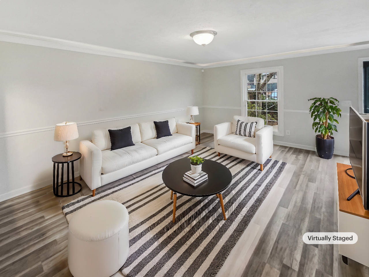 Photo 2 of 20 of 3085 Colonial Way, Atlanta, GA