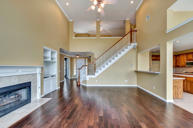 Photo 12 of 39 - 4213 Calloway Dr, Mansfield, TX 76063