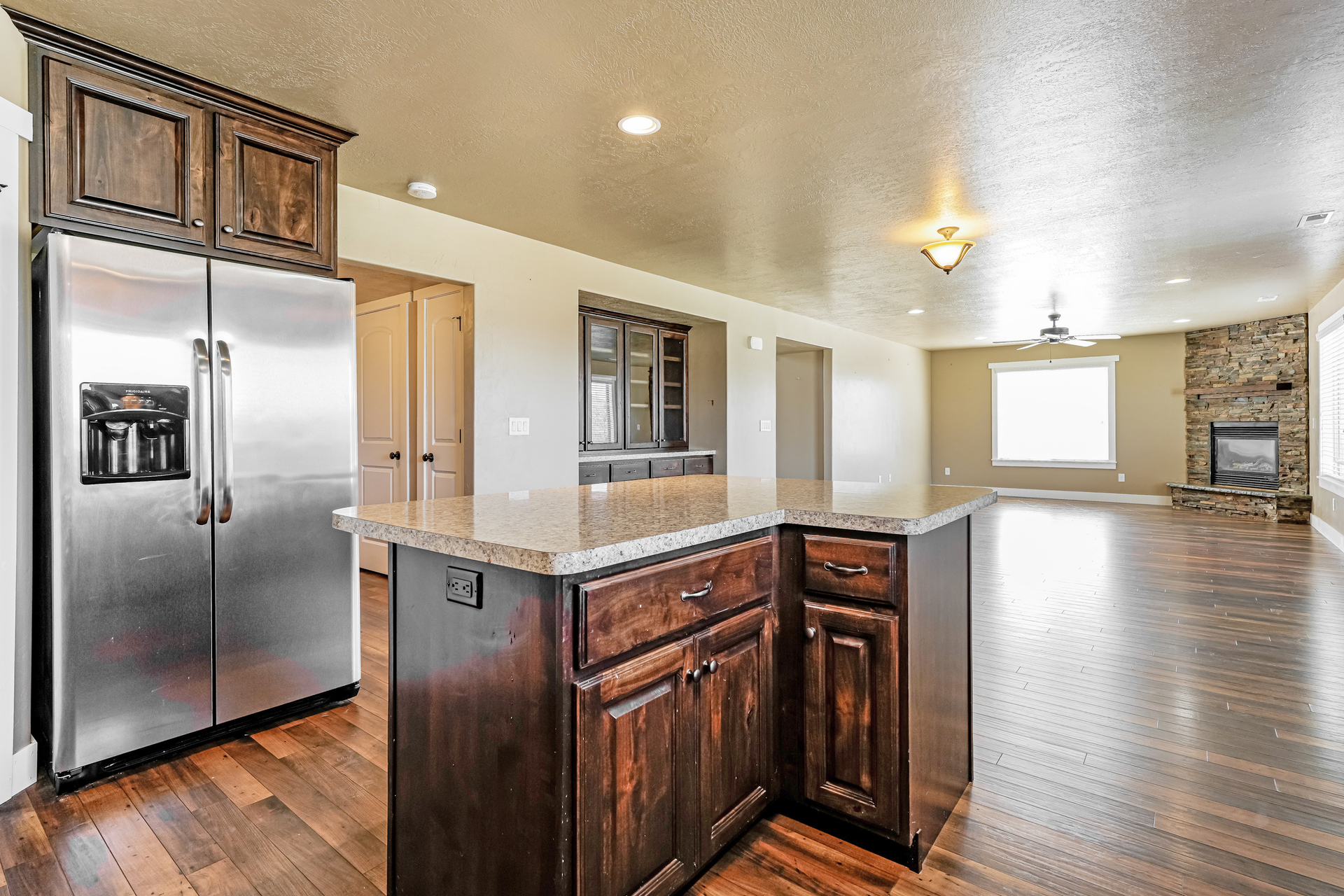 Photo 8 of 22 of 2997 N 3400 W, Ogden, UT