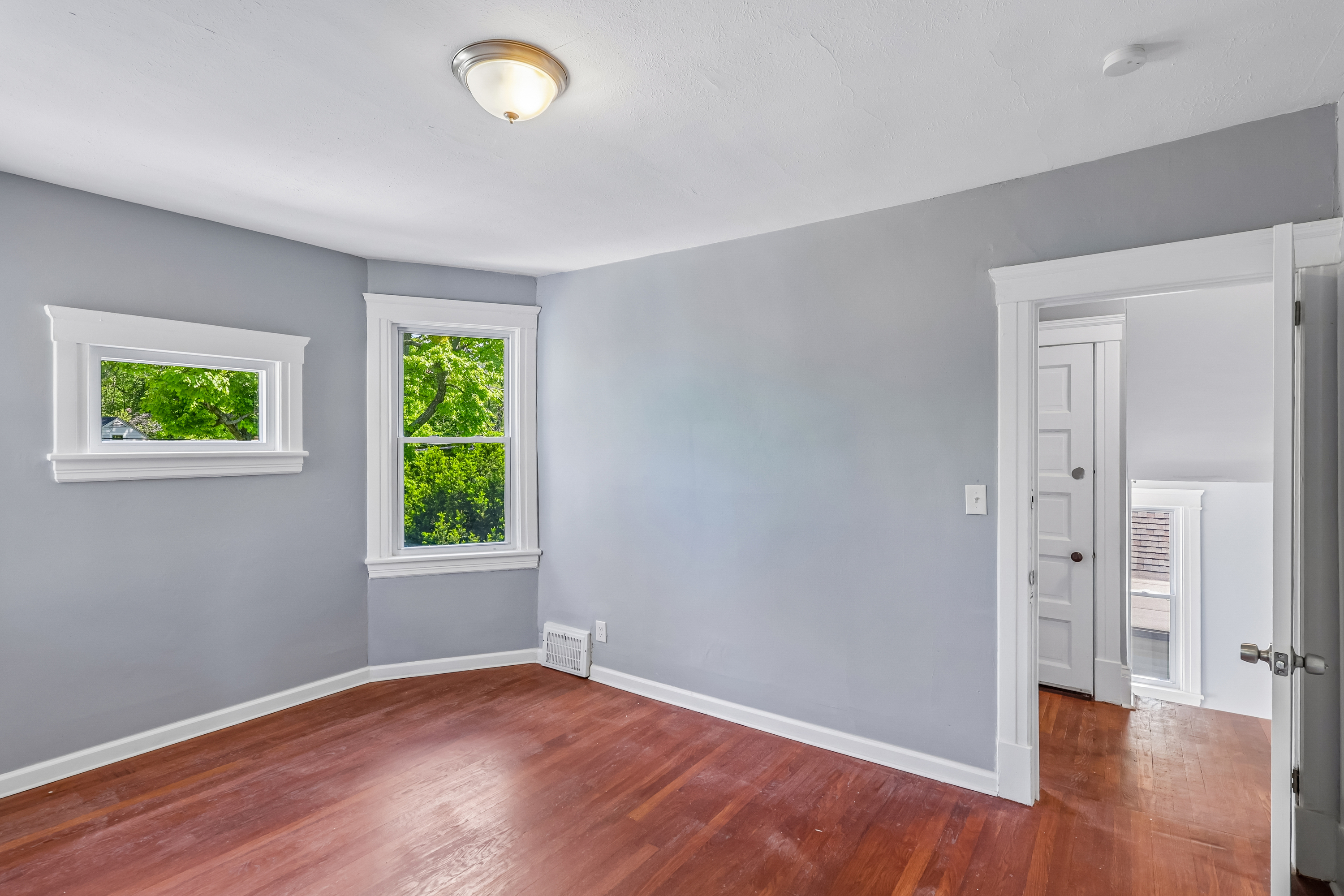Photo 16 of 28 of 4012 Bluestone Rd, Cleveland, OH