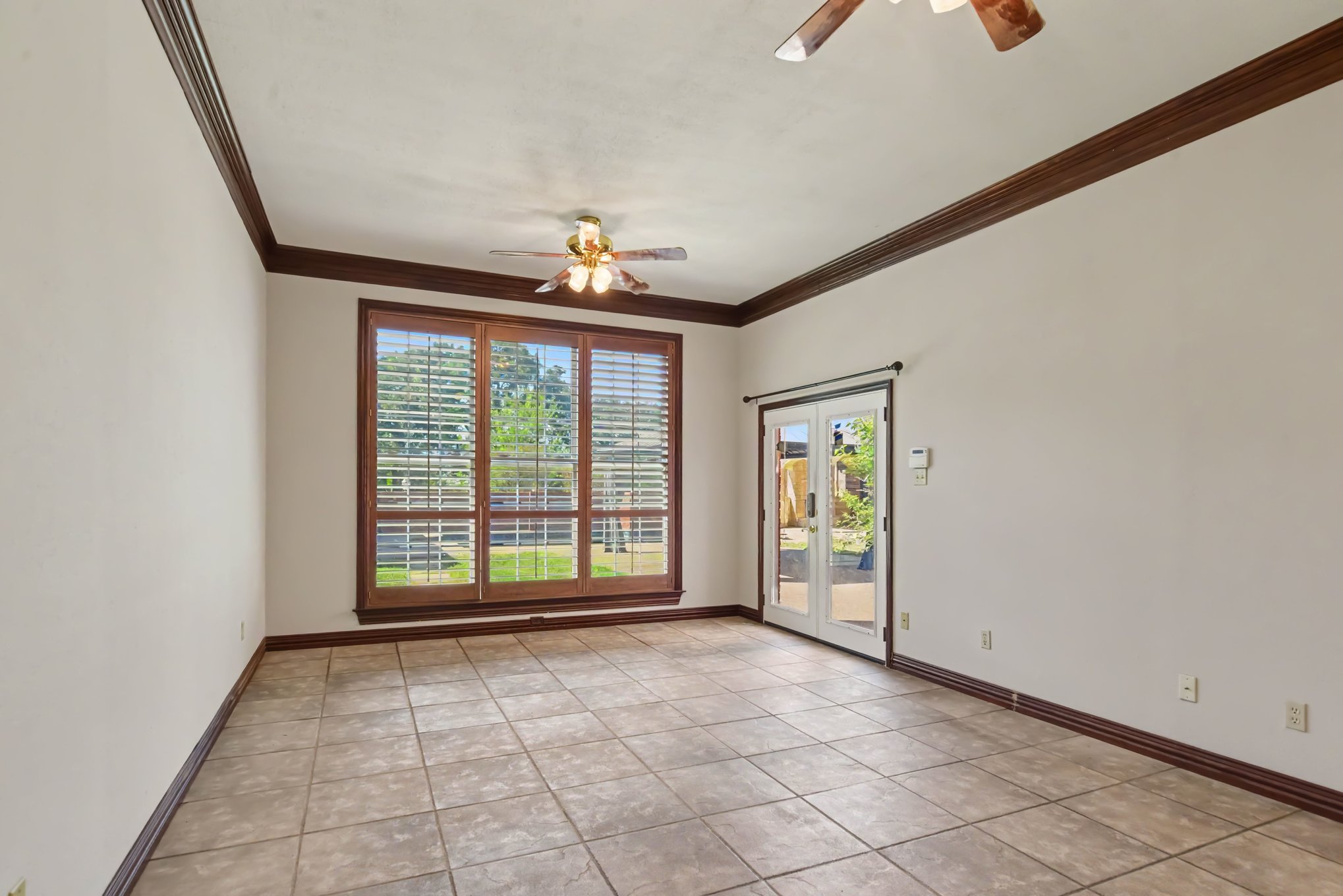 Photo 15 of 28 of 8304 Karen Ln, Terrell, TX