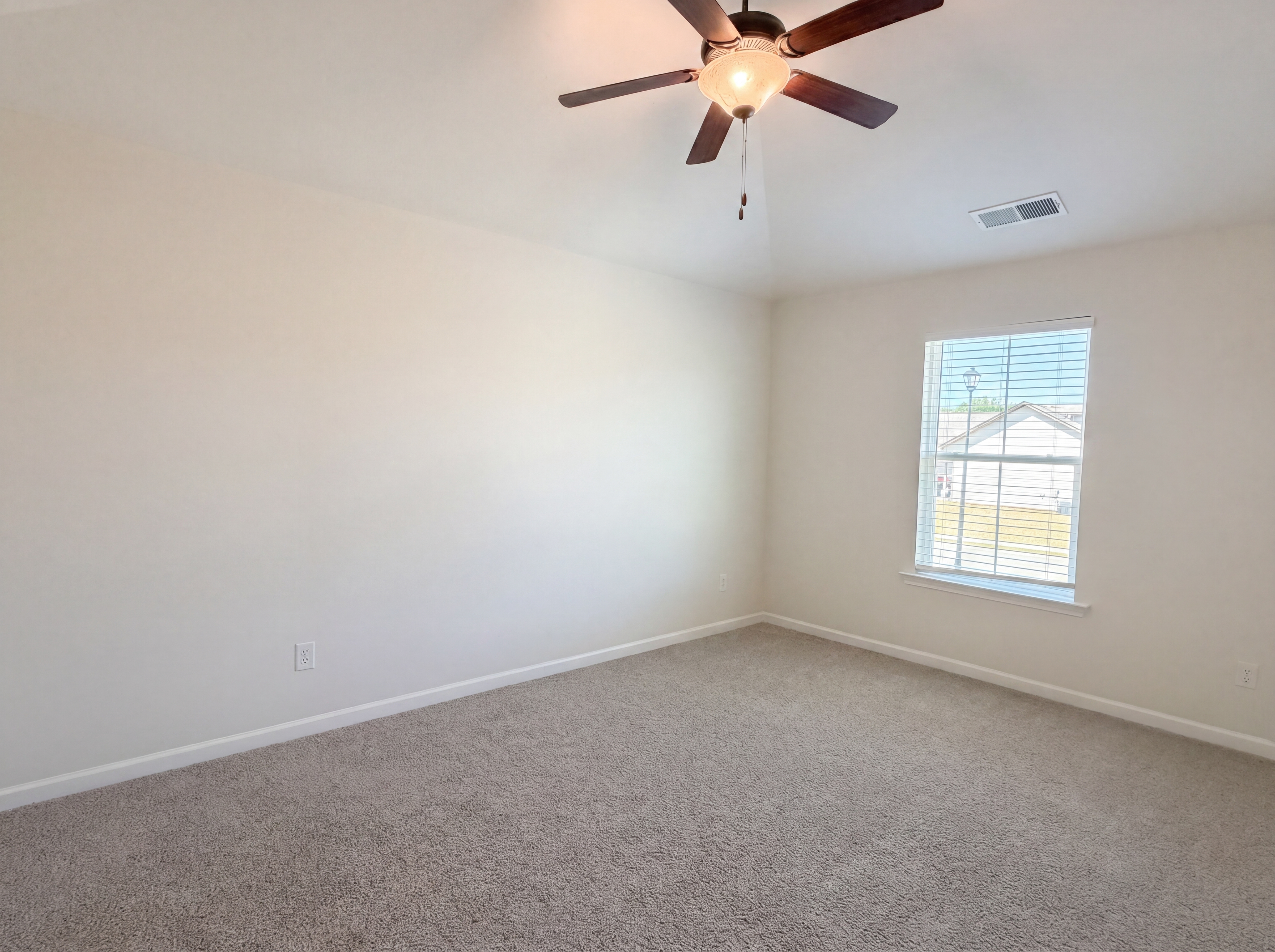 Photo 4 of 25 of 271 Stane Brook Ct, Jackson, GA