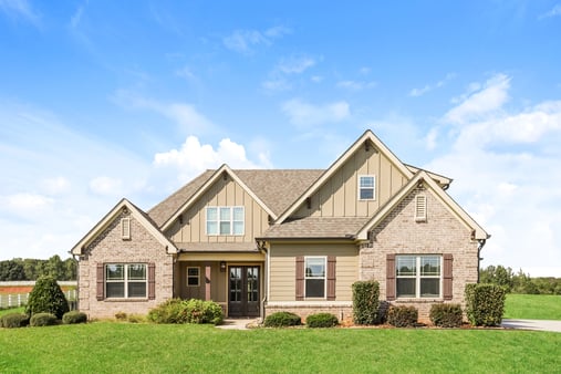 Photo 1 of 20 of 71 Derby Dr, Forsyth, GA