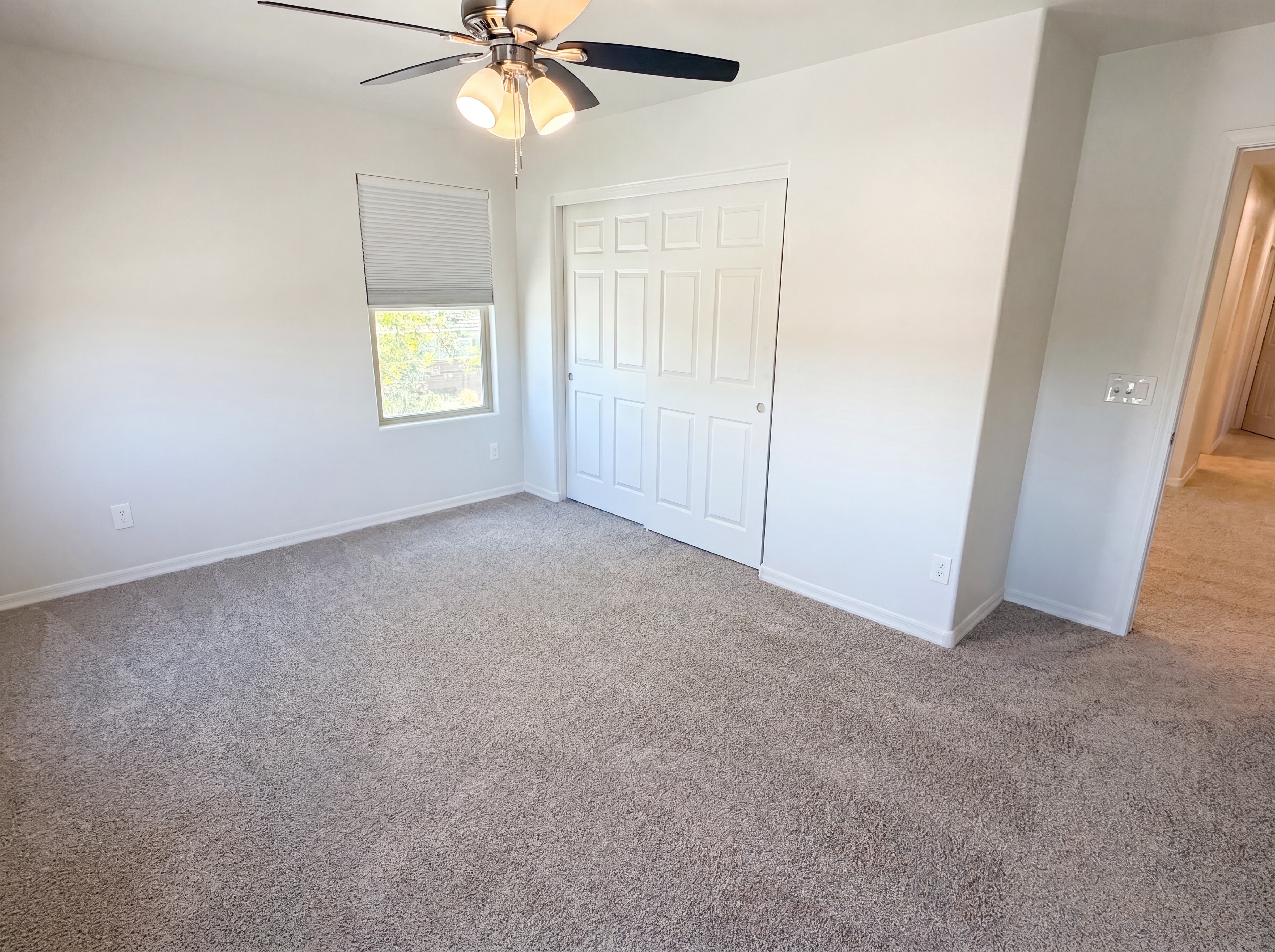 Photo 18 of 42 of 11284 N 186th Ln, Surprise, AZ