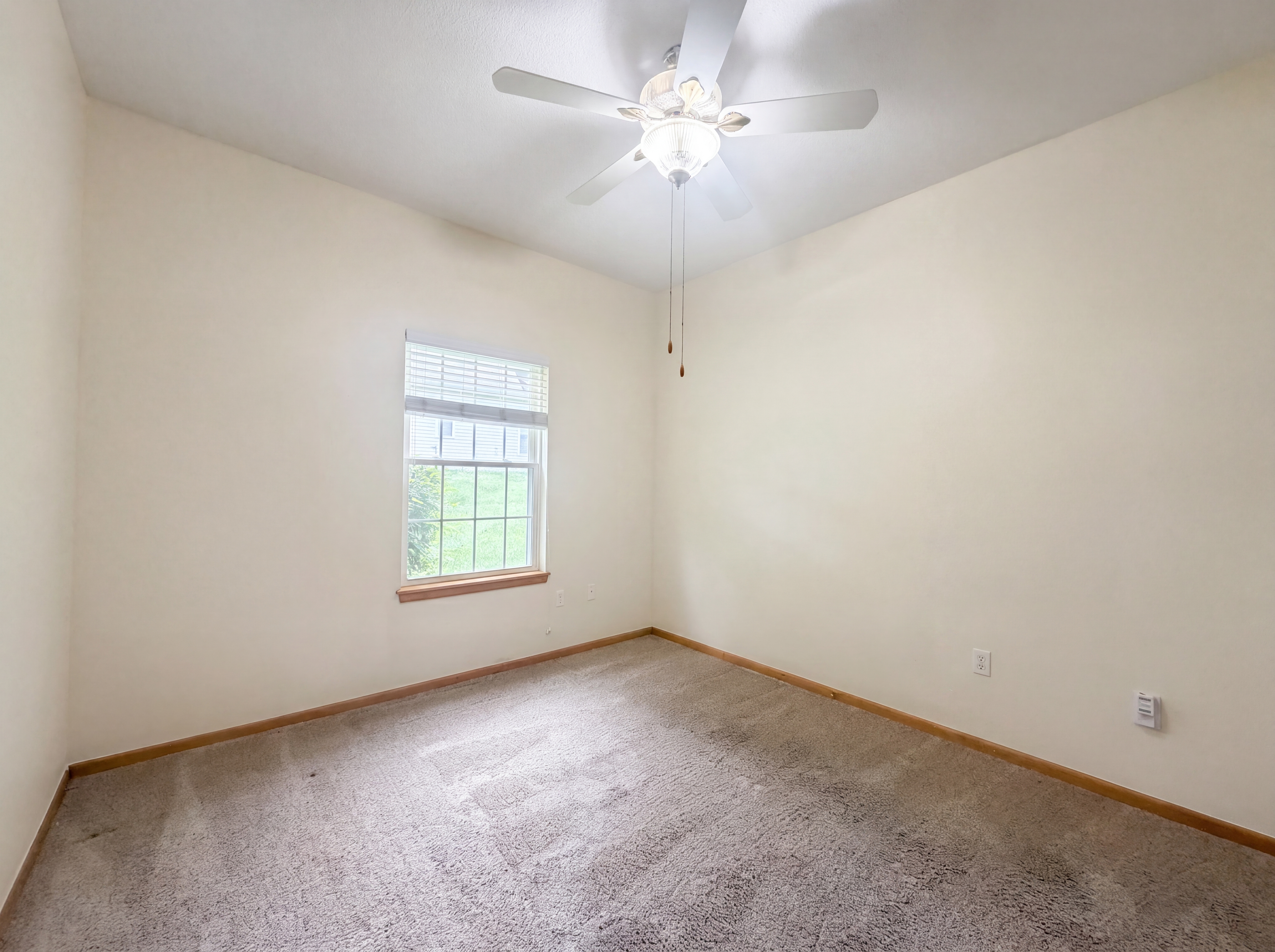 Photo 9 of 18 of 8331 Greely Ave, Kansas City, KS