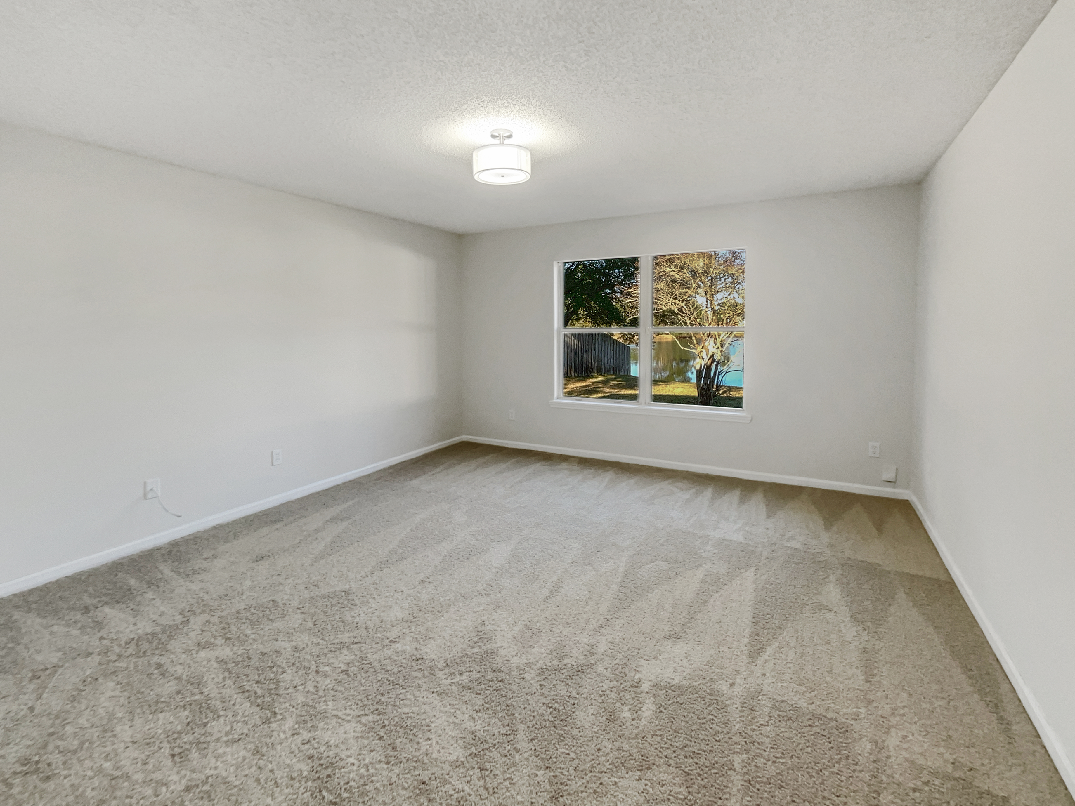 Photo 4 of 18 of 6891 Clinton Corners Dr W, Jacksonville, FL