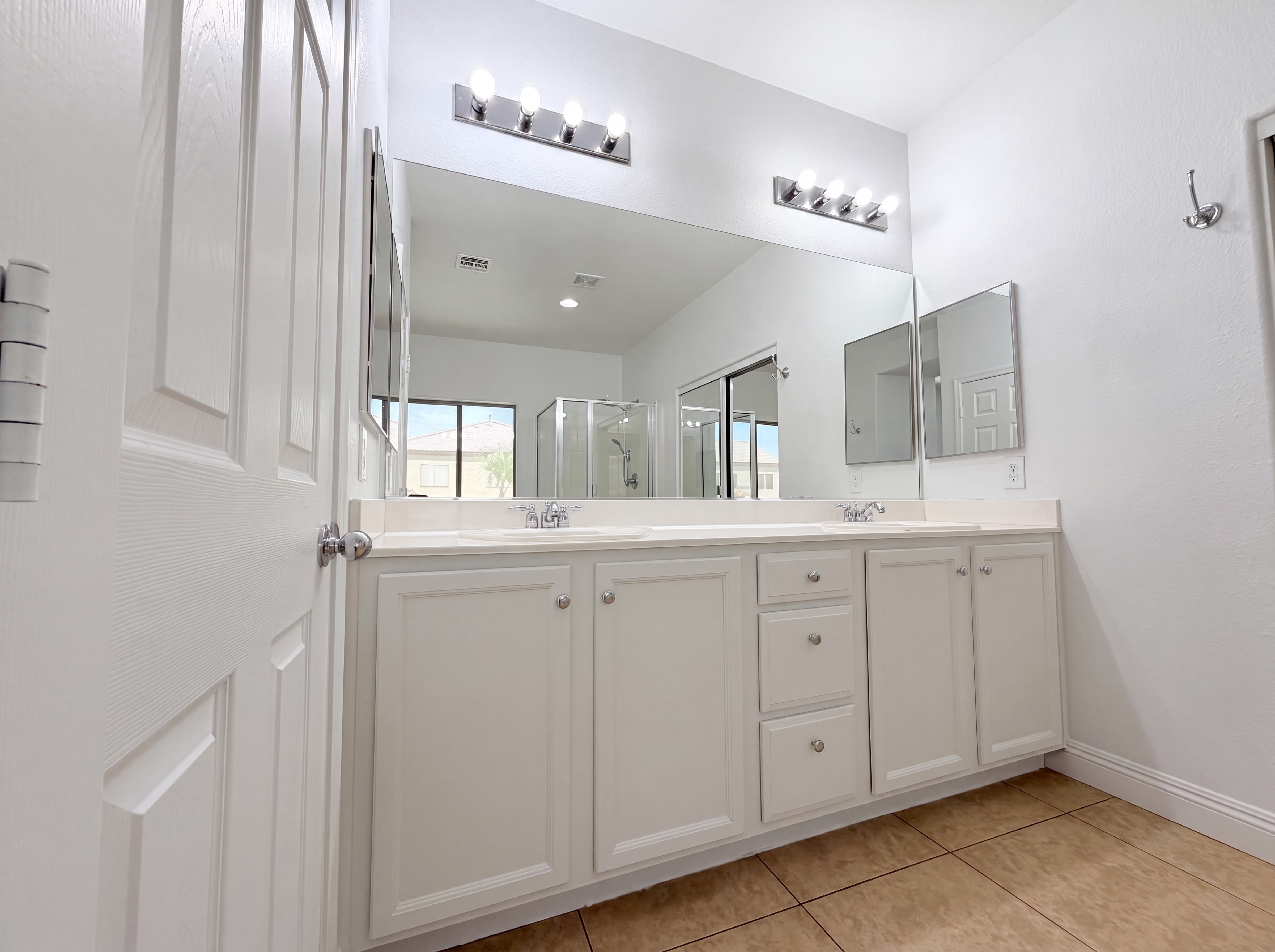 Photo 6 of 52 of 1812 John Bevy Ct, North Las Vegas, NV