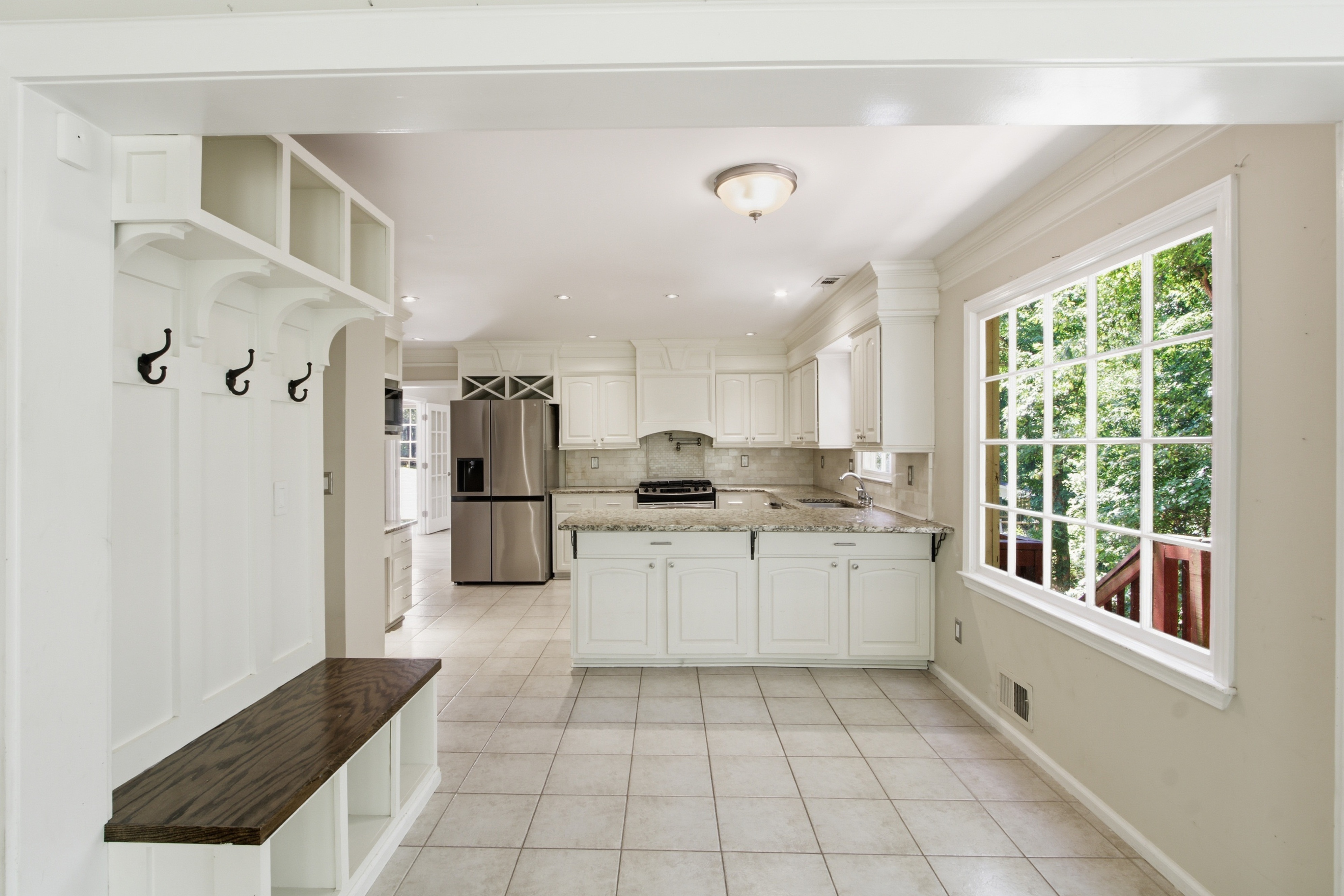 Photo 20 of 46 of 4003 Oakview Ct, Alpharetta, GA