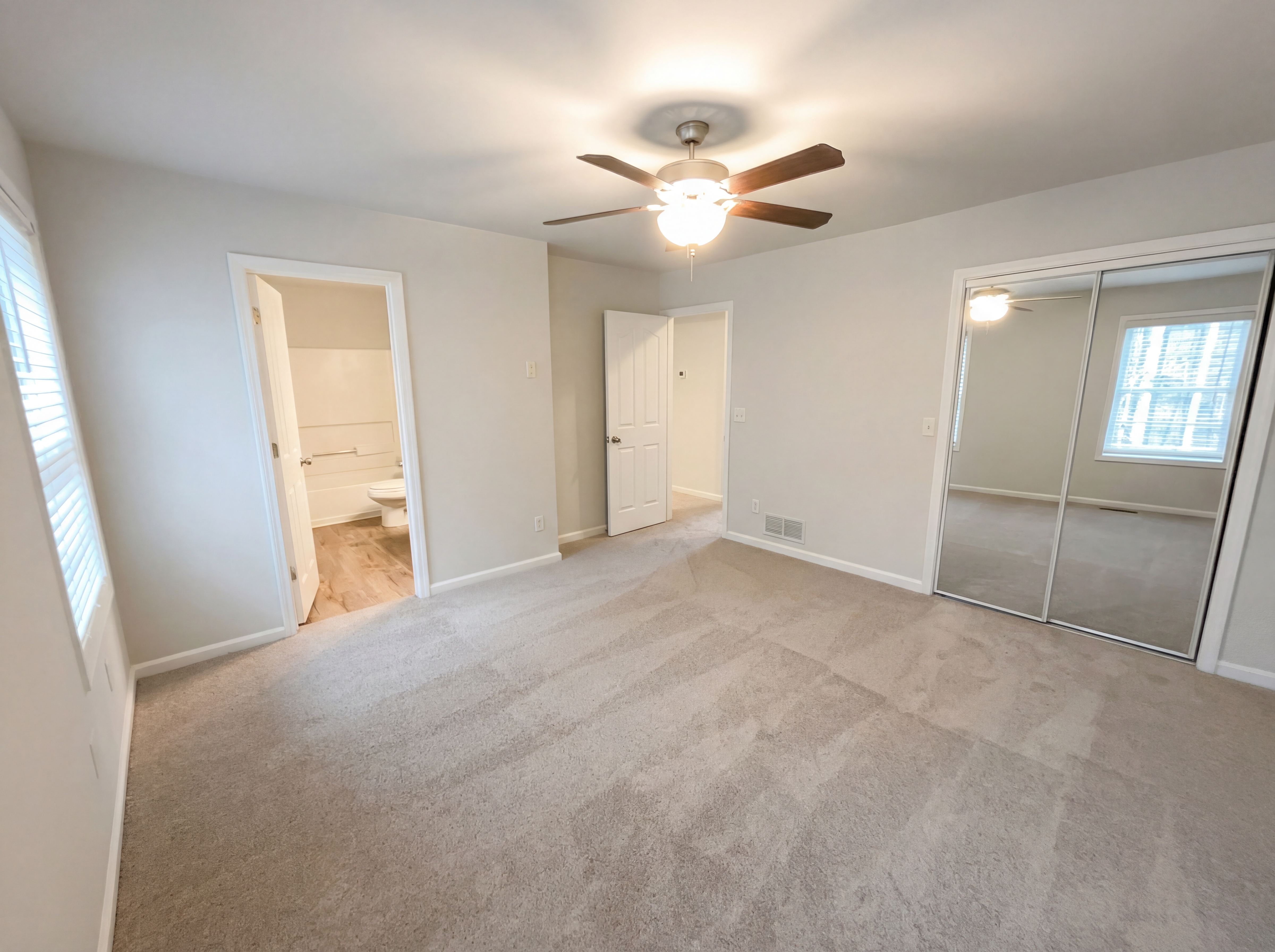 Photo 4 of 24 of 6584 Snowbird Ln, Douglasville, GA