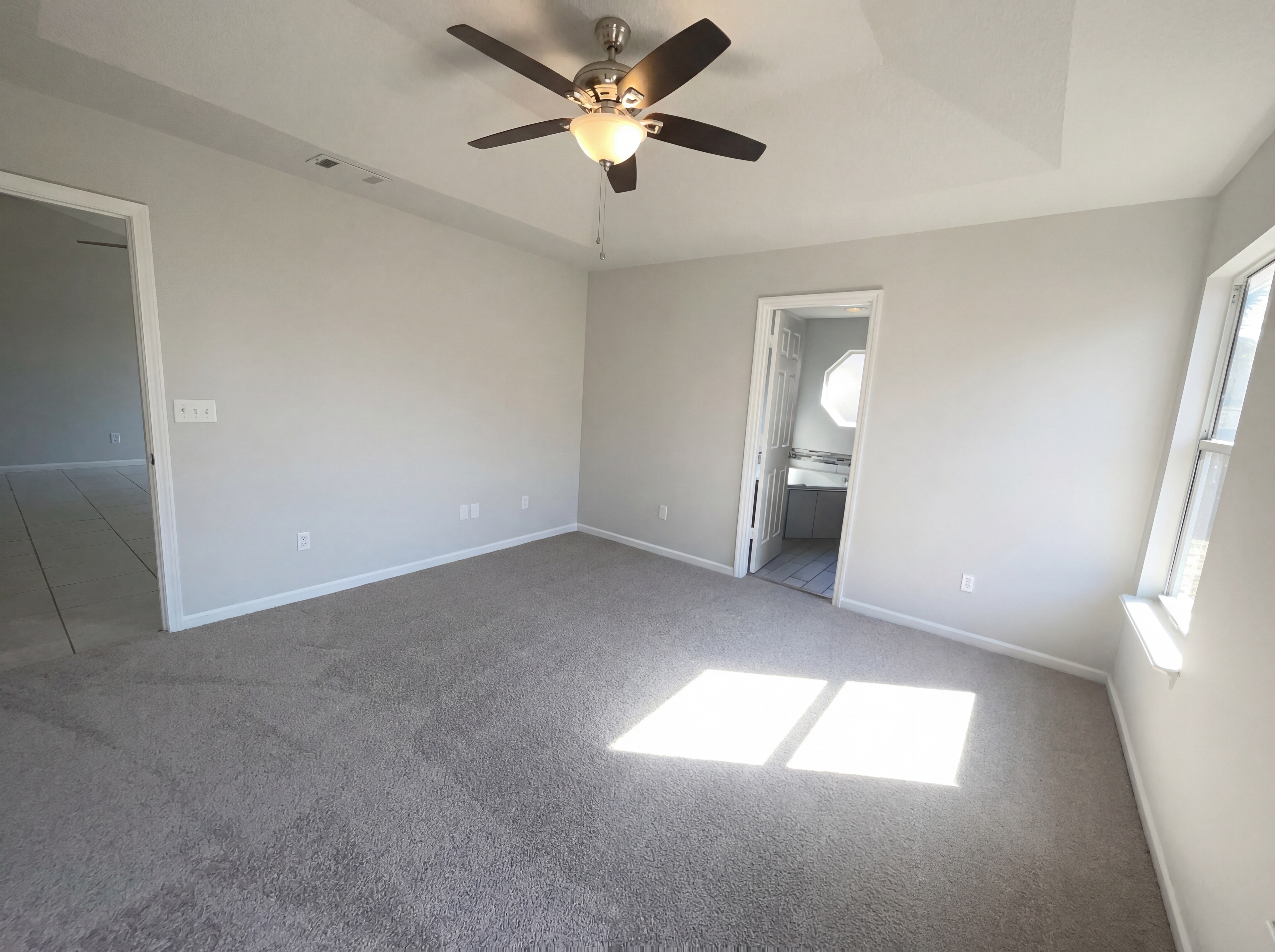 Photo 17 of 21 of 2158 Joseph Hewes Ct, Orange Park, FL