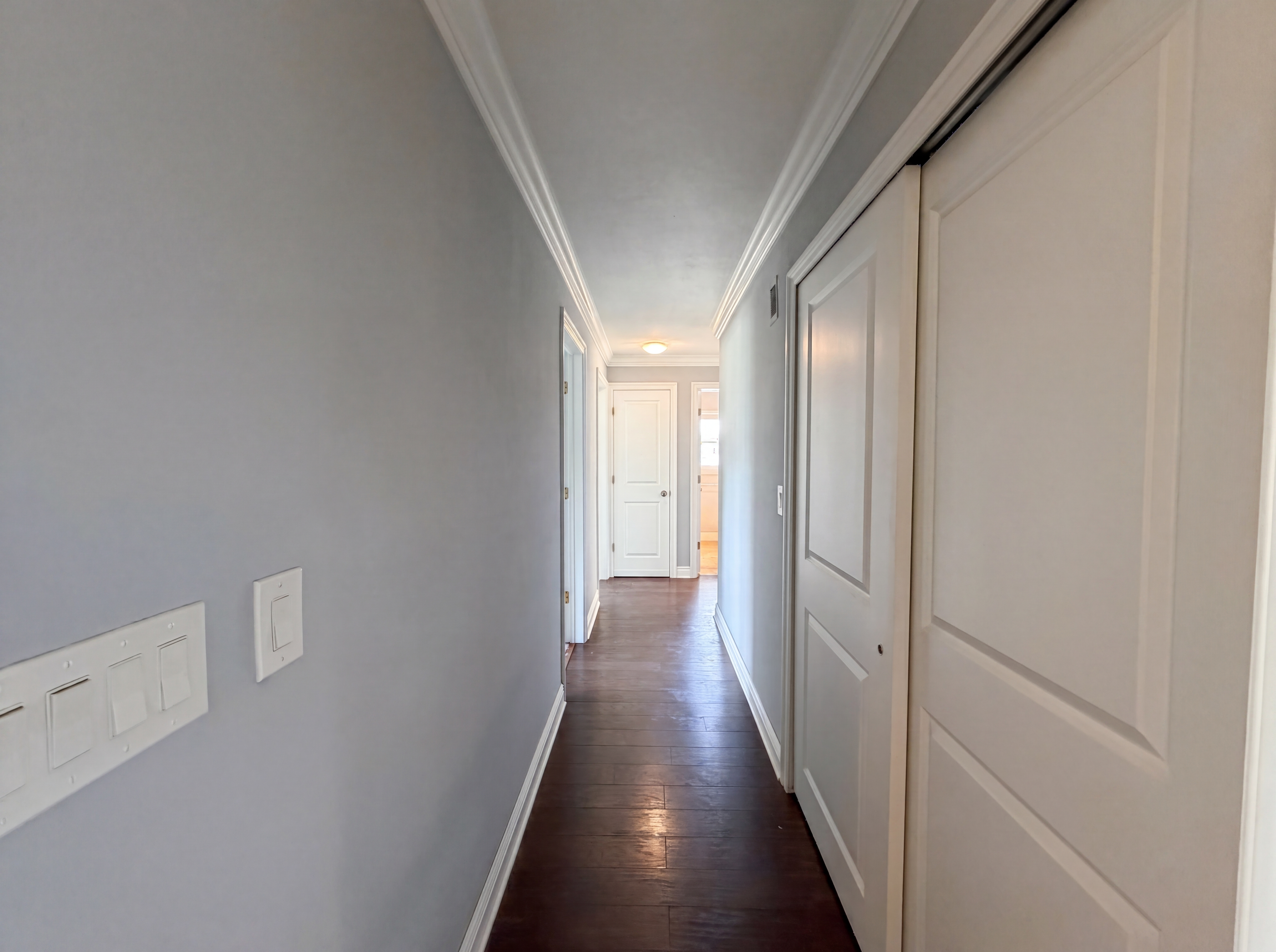 Photo 14 of 33 of 5644 Eichen Cir W, Fort Myers, FL