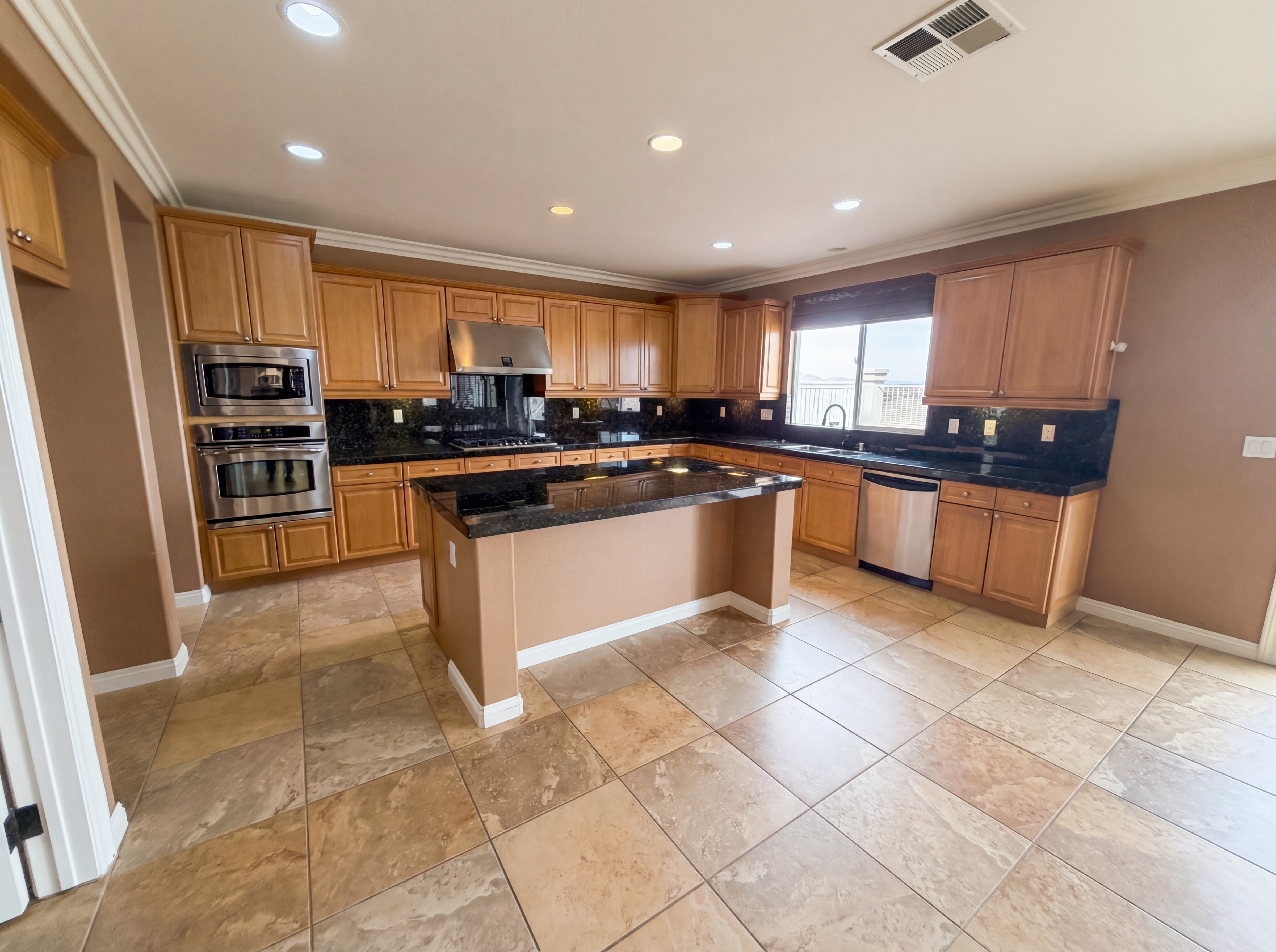 Photo 44 of 60 of 23 Plaza Modena, Lake Elsinore, CA