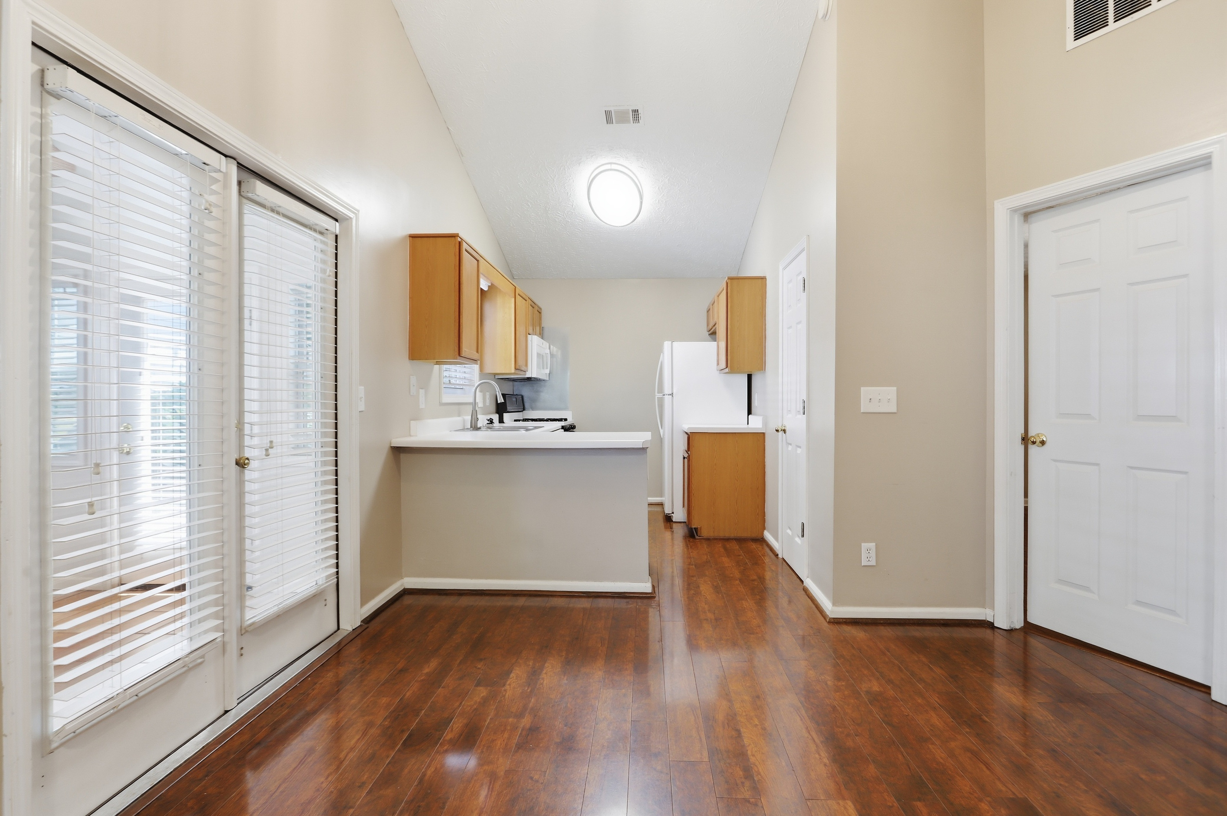 Photo 6 of 23 of 1148 Britley Park Ln, Woodstock, GA