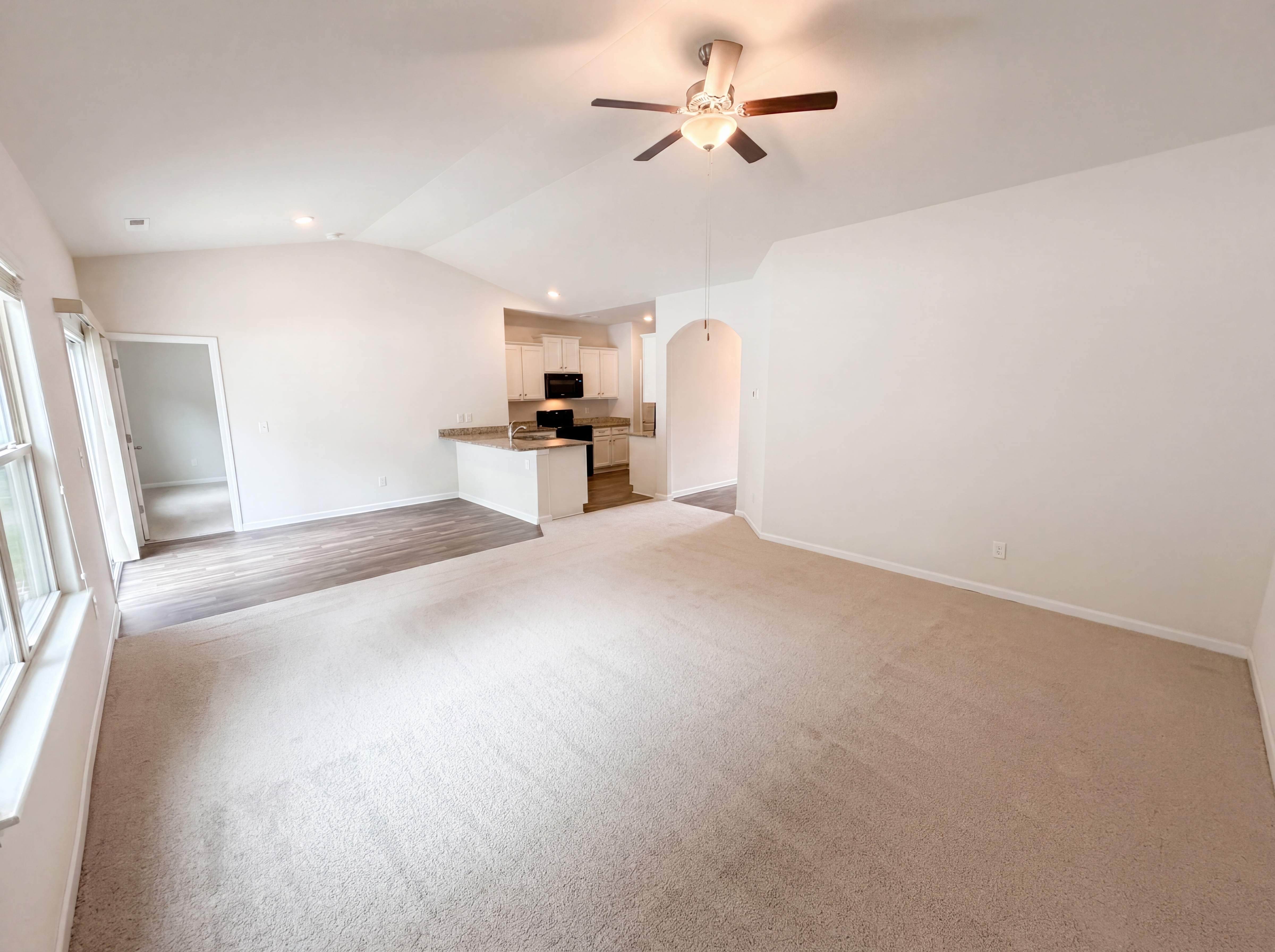 Photo 6 of 25 of 7336 Amberly Hills Rd, Charlotte, NC