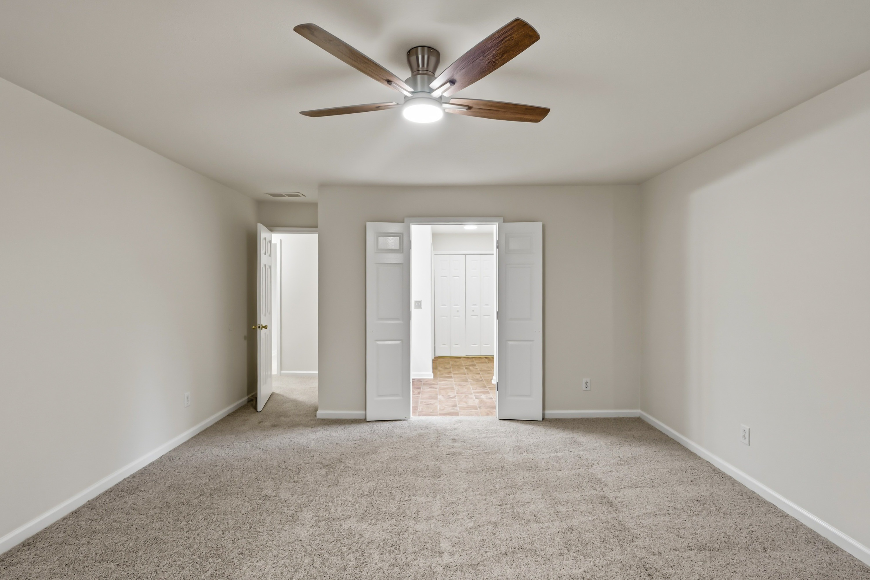 Photo 24 of 49 of 3825 Cedar Trace Ln, Ellenwood, GA
