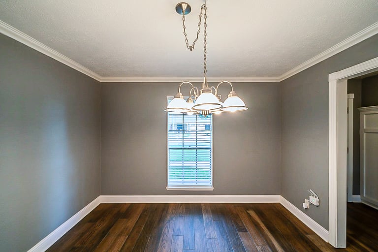 Photo 22 of 27 - 5113 Meadow Crest St, La Porte, TX 77571