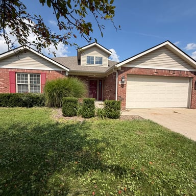 Property photo 1 of 10048 Ironway Dr