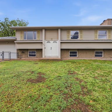Property photo 1 of 7165 Stowe Cir