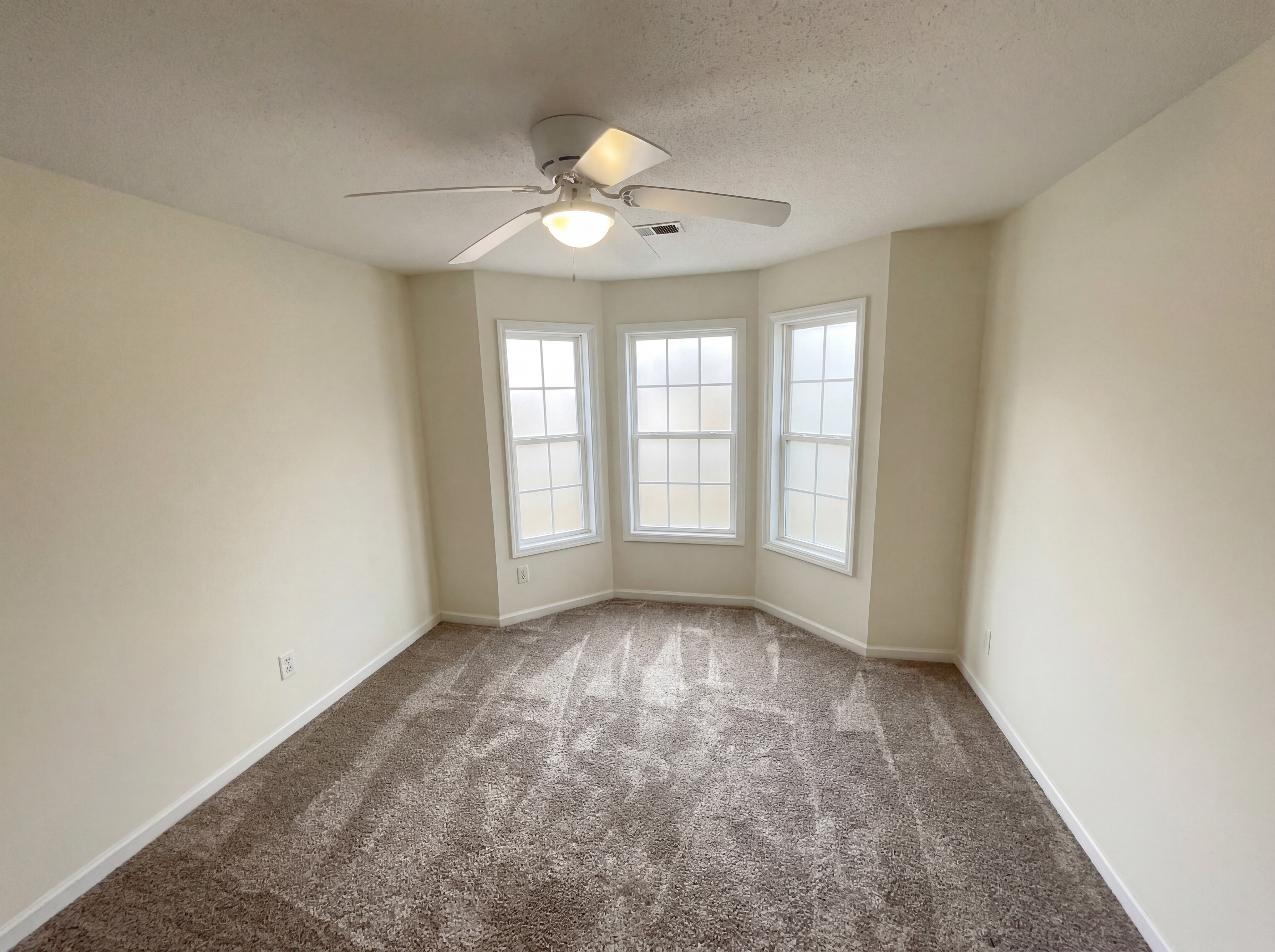 Photo 19 of 22 of 70 Sunny Brook Dr, Newnan, GA
