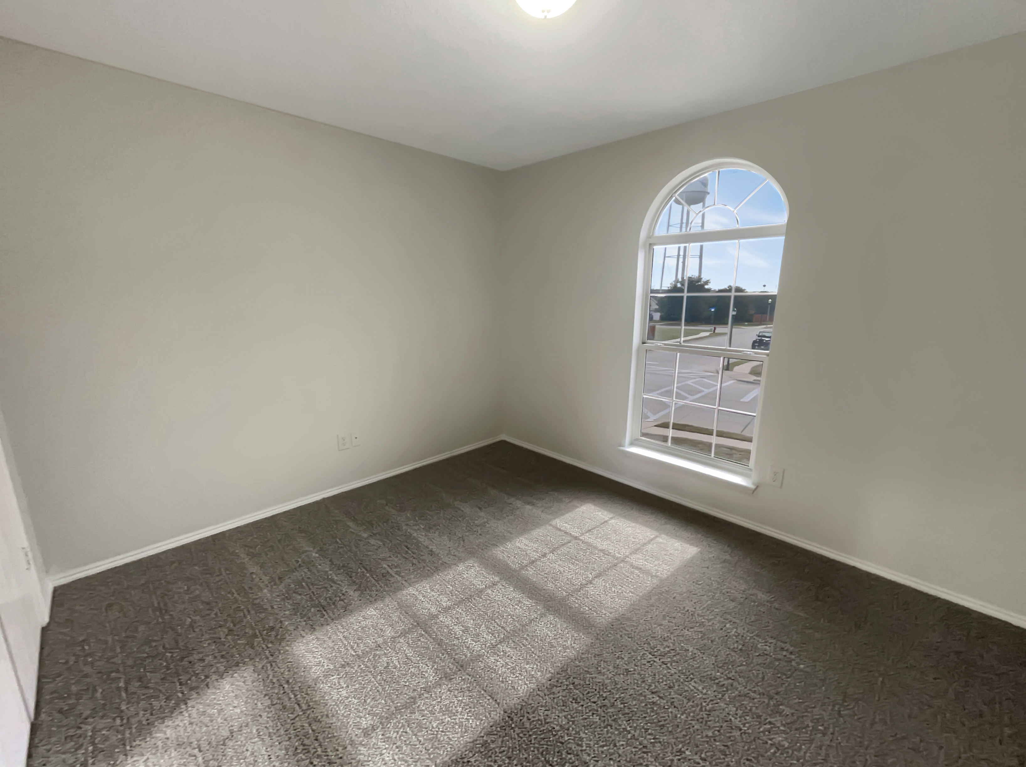 Photo 19 of 22 of 1649 Silverstone Dr, Weatherford, TX