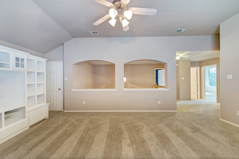 Photo 21 of 32 - 9900 Shelburne Rd, Fort Worth, TX 76244