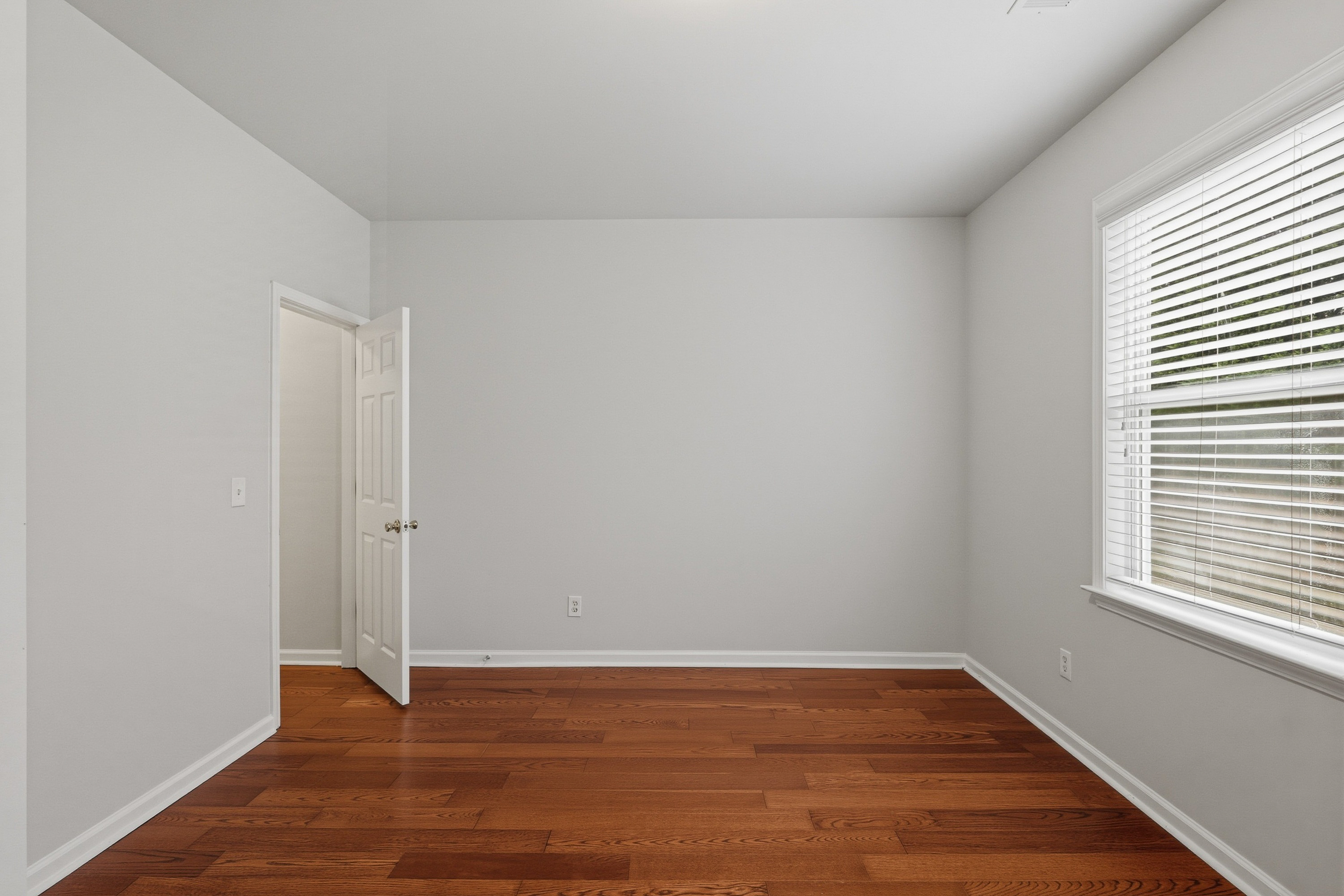 Photo 19 of 64 of 7295 Madison Cir, Union City, GA