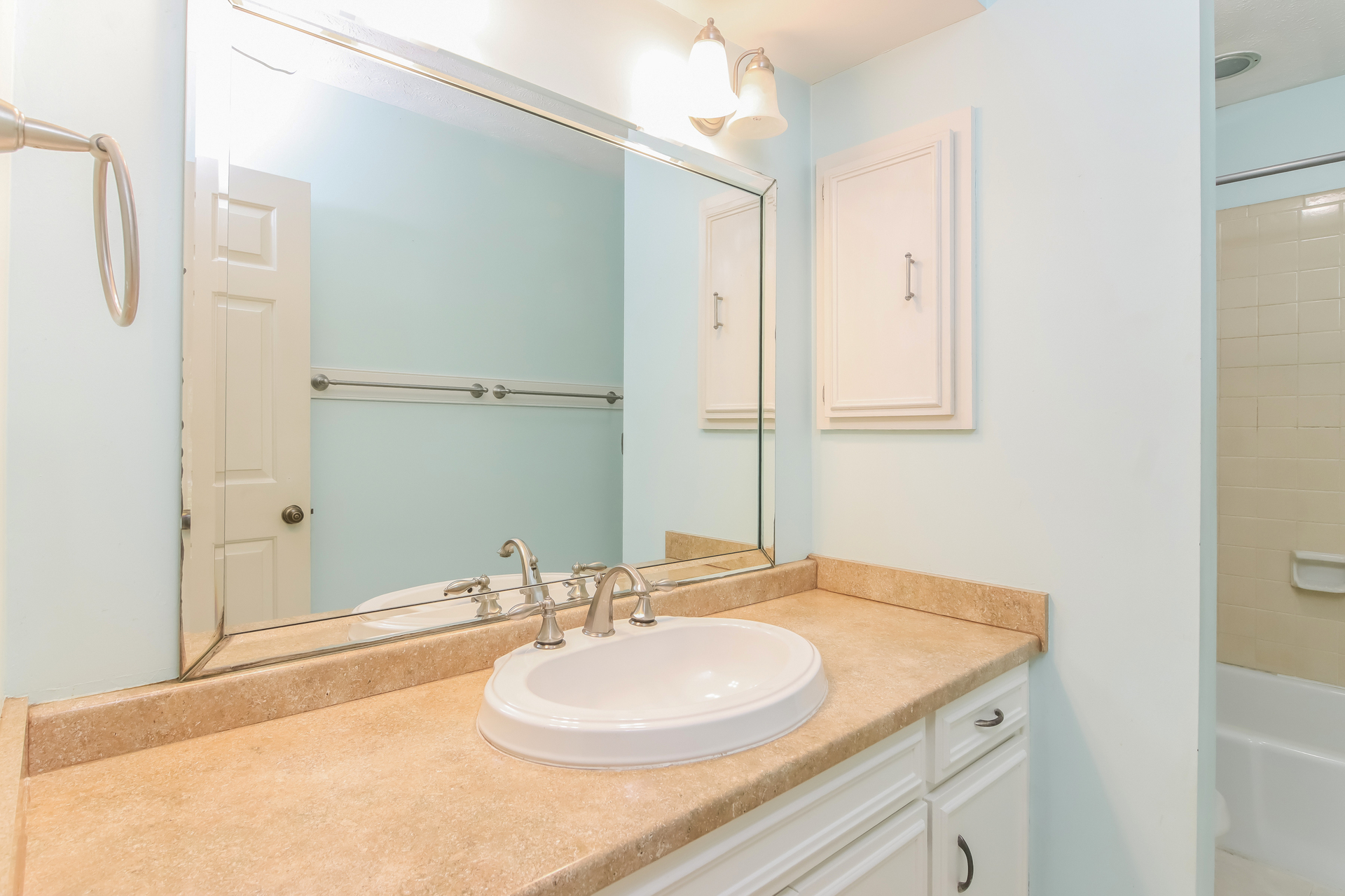 Photo 16 of 20 of 4303 Castlewood Pkwy, Columbus, GA