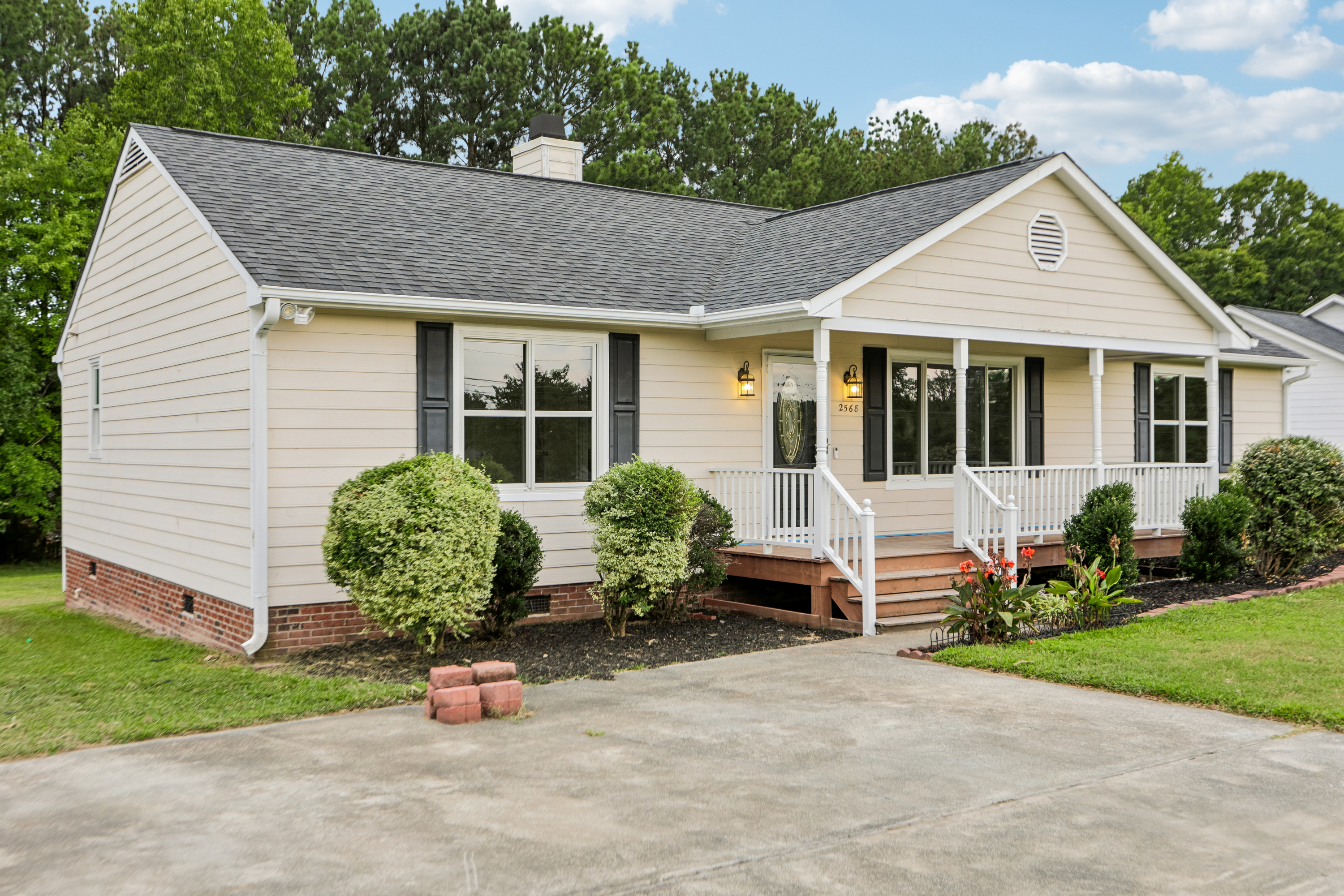 Photo 11 of 27 of 2568 Wilton Ave, Creedmoor, NC