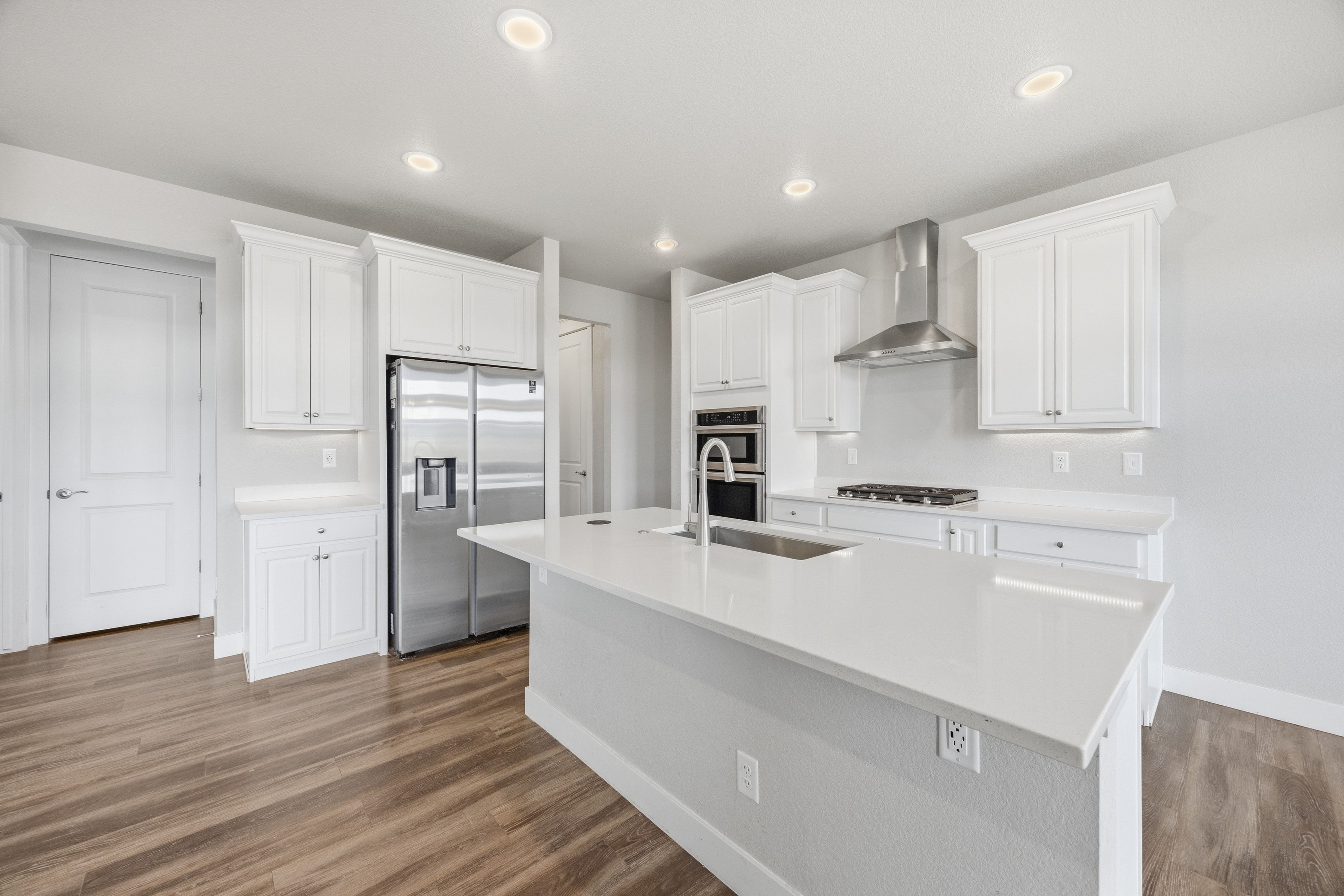 Photo 2 of 51 of 15637 Native Willow Dr, Monument, CO
