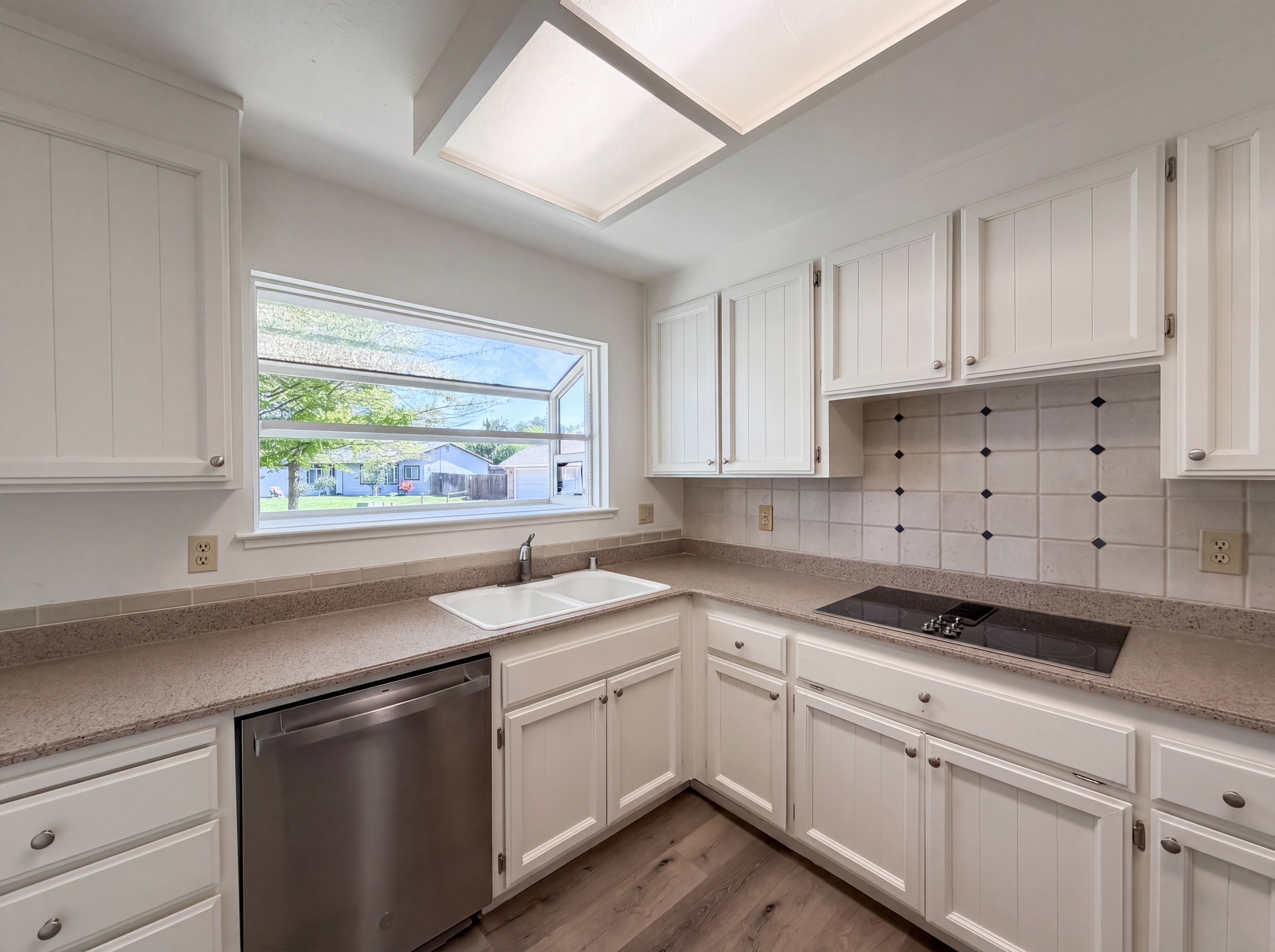 Photo 25 of 27 of 5901 Small Hill Ct, Citrus Heights, CA