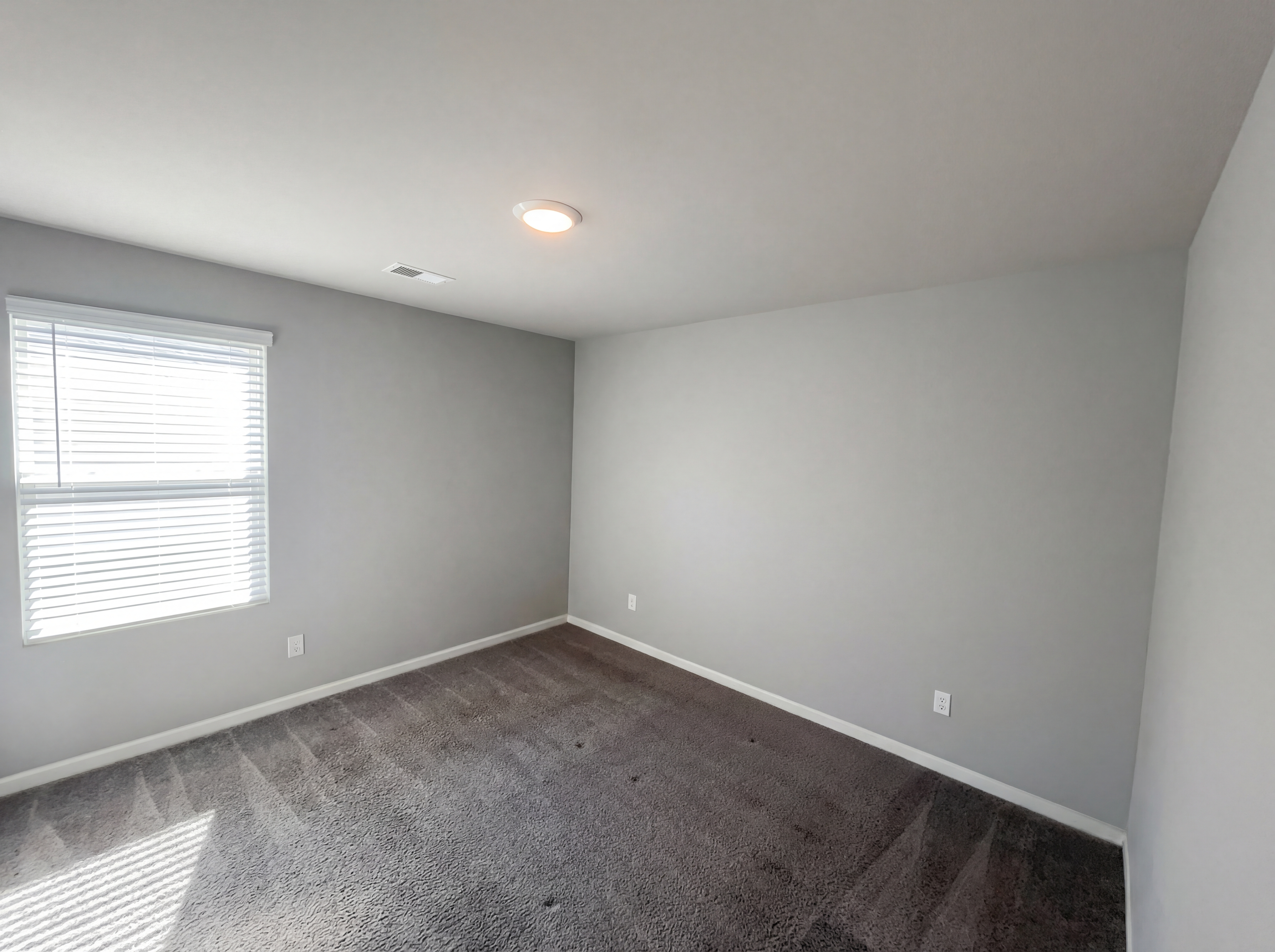 Photo 16 of 22 of 981 Fellowship Rd, Fairburn, GA