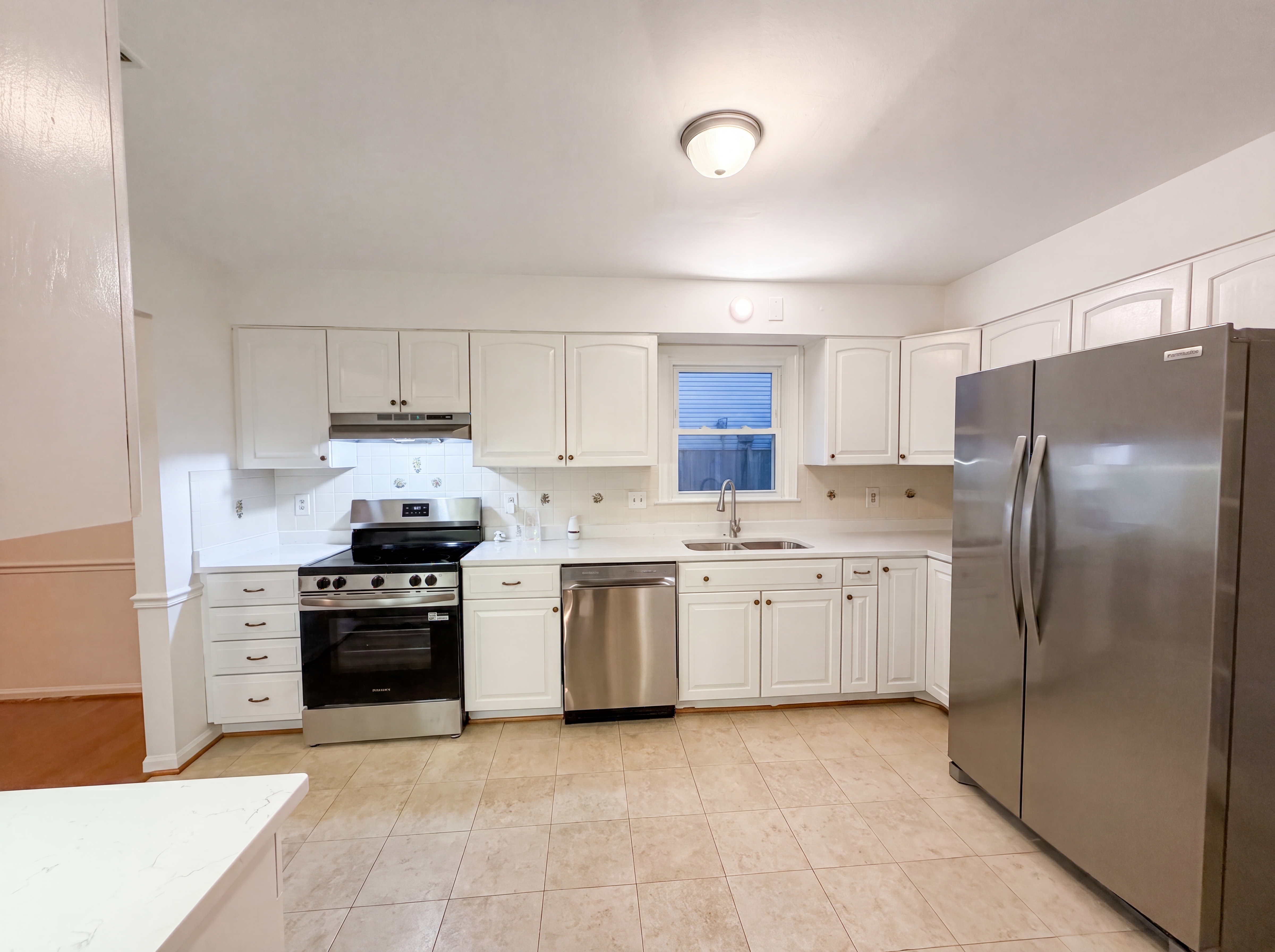 Photo 6 of 51 of 8947 Rosewood St, Manassas, VA