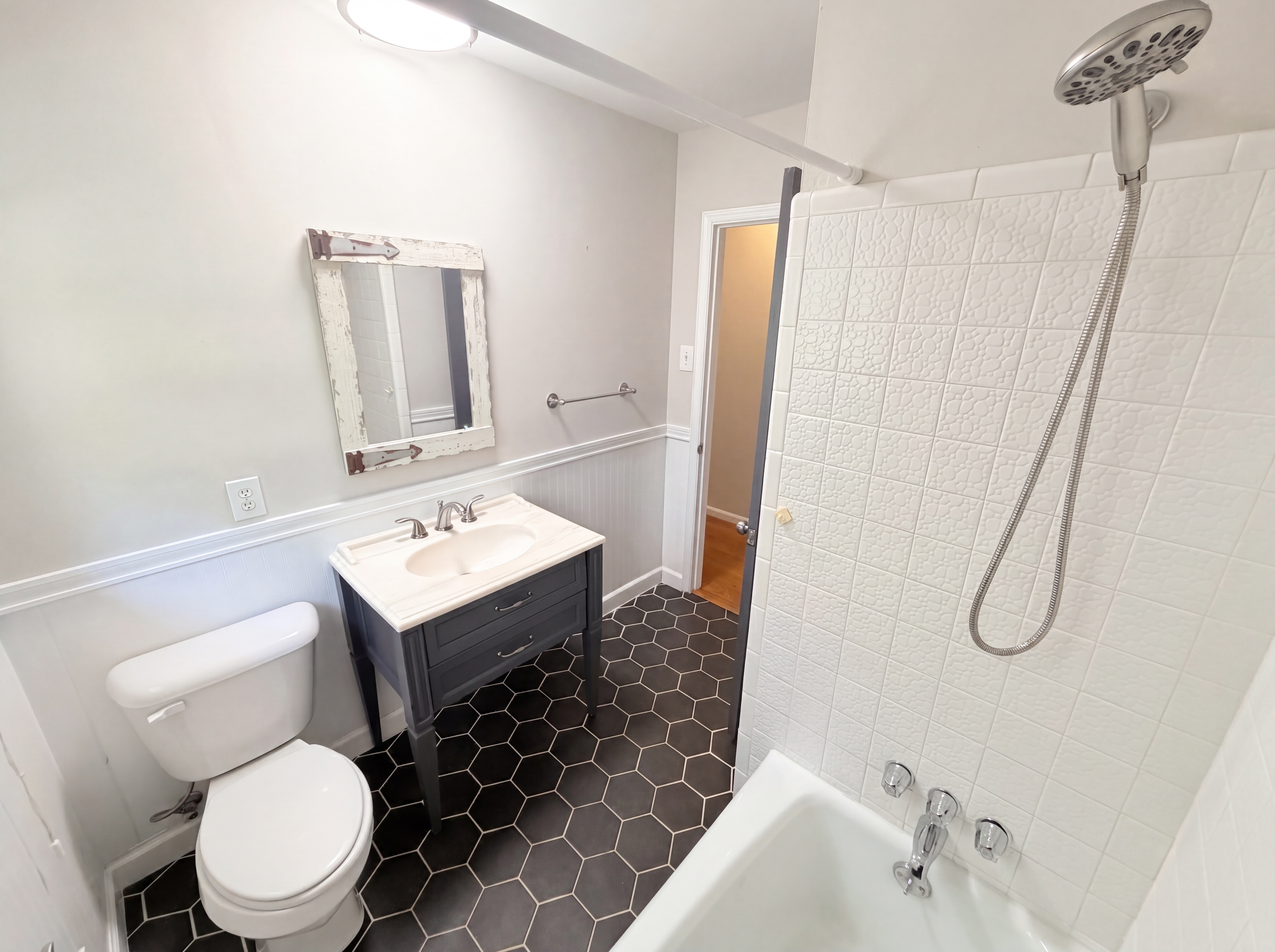 Photo 16 of 24 of 4134 Fawn Ln SE, Smyrna, GA