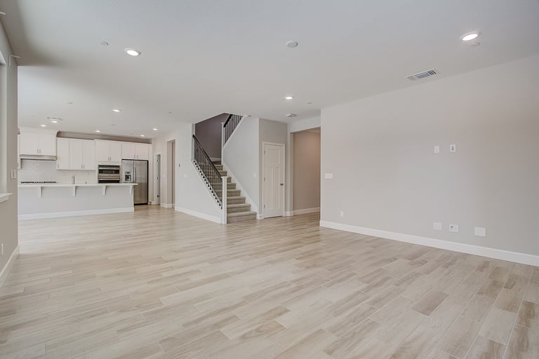 Photo 6 of 30 - 1914 Herrera Dr, Woodland, CA 95776