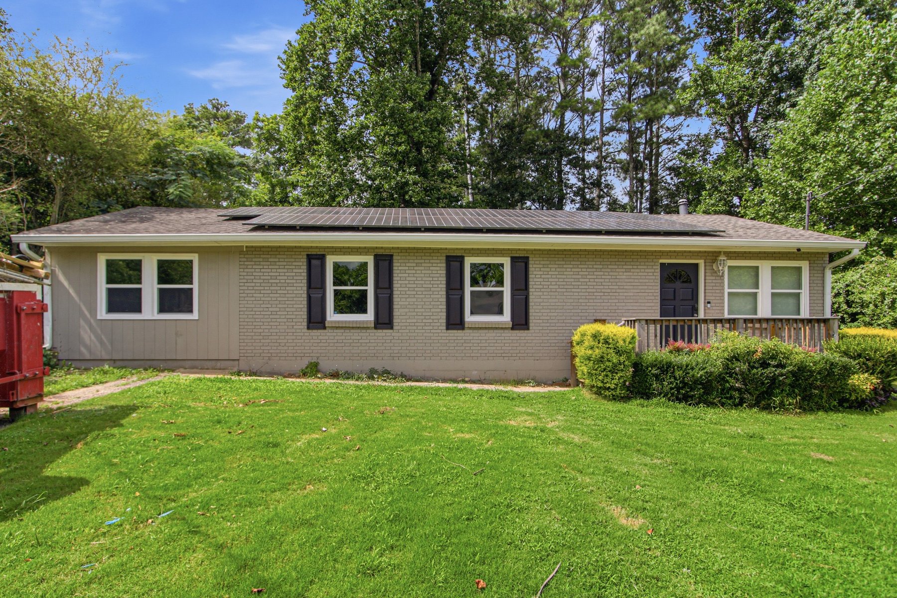 Photo 1 of 414 Paulding Ln