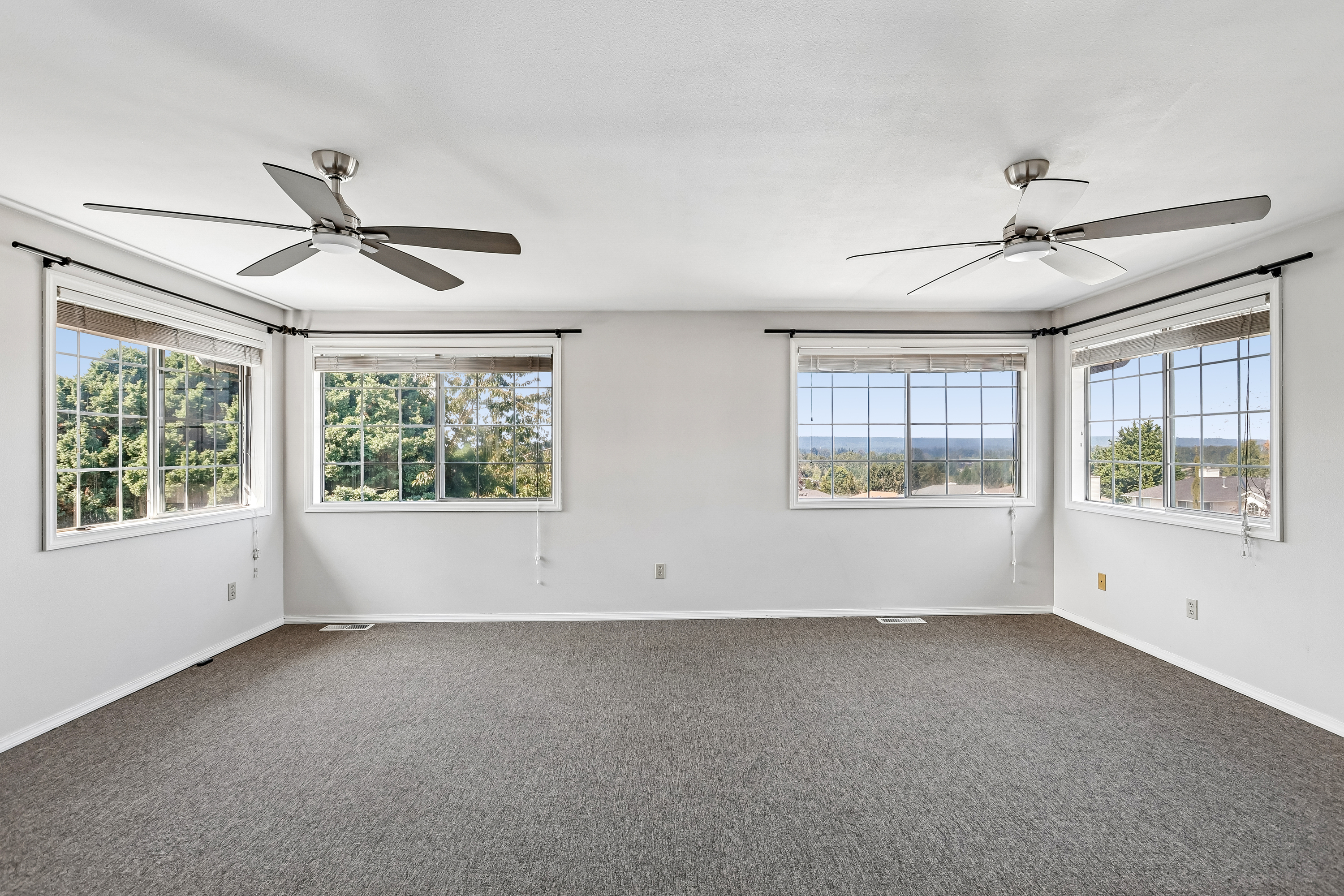 Photo 5 of 54 of 6816 58th St NE, Marysville, WA