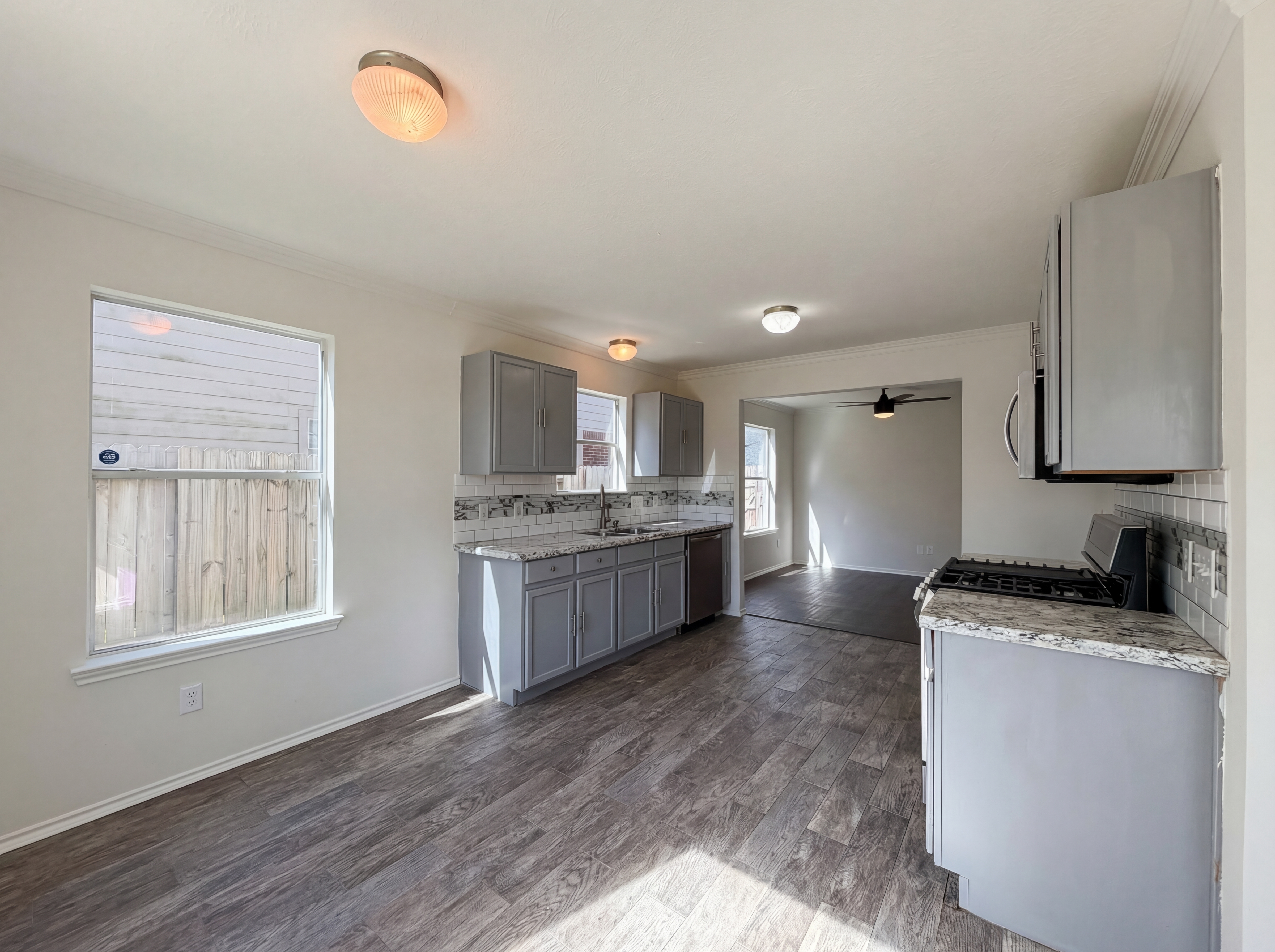 Photo 10 of 24 of 12927 Colony Heath Ln, Houston, TX