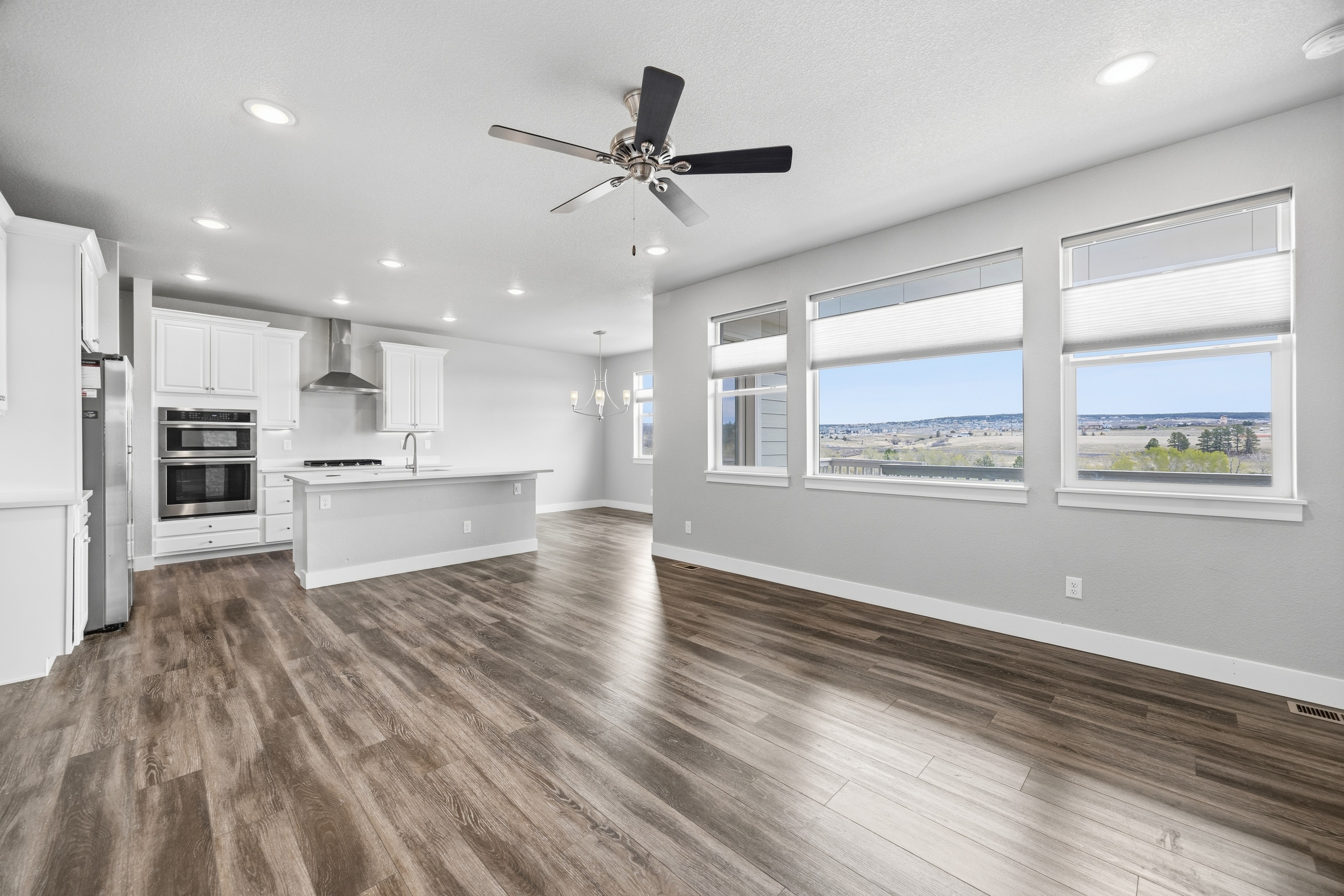 Photo 20 of 51 of 15637 Native Willow Dr, Monument, CO