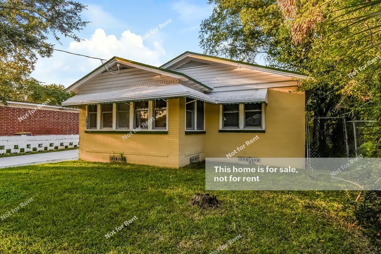 Photo 9 of 27 - 1511 W 15th St, Jacksonville, FL 32209