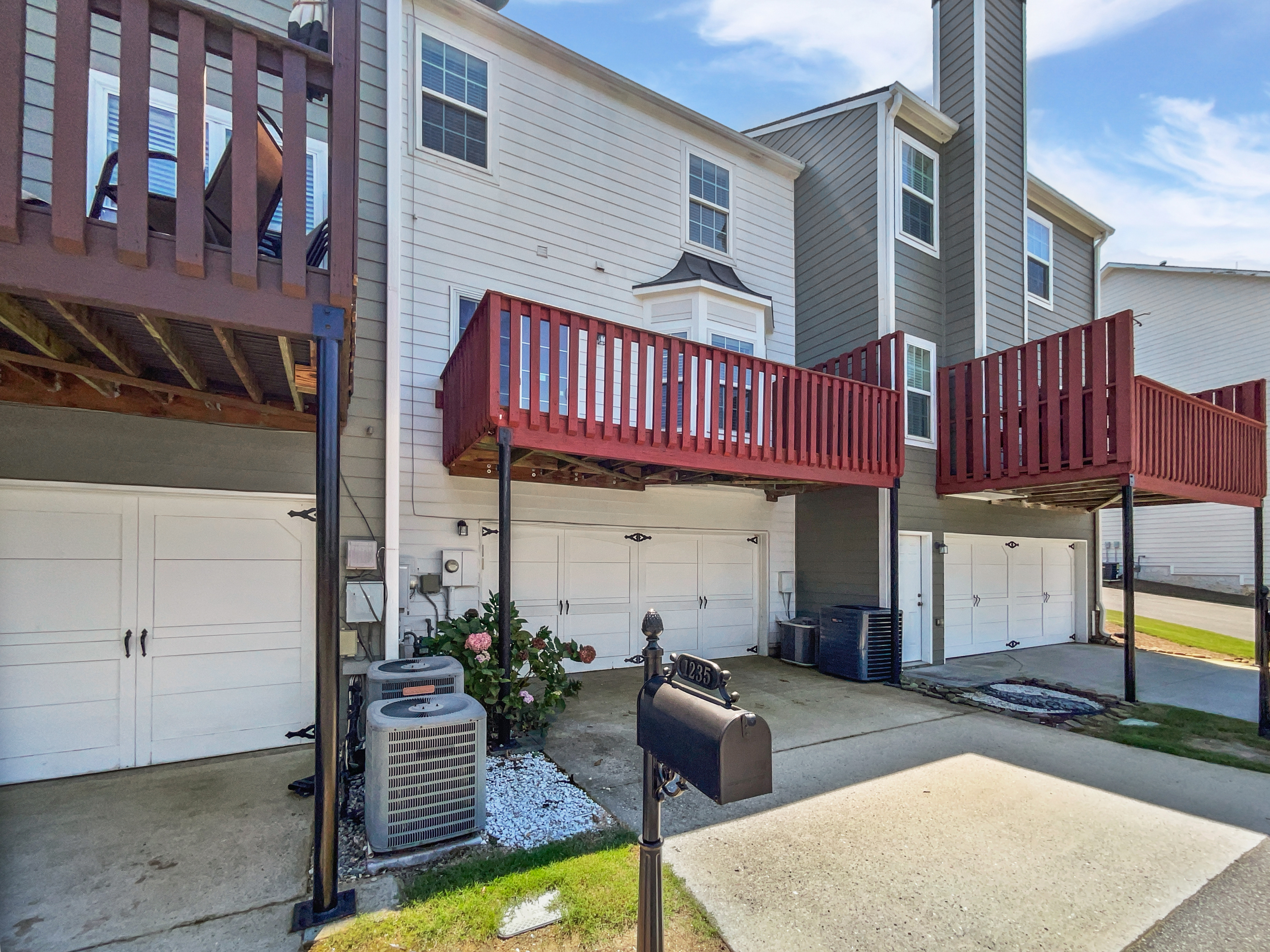 Photo 9 of 45 of 1235 Park Pass Way, Suwanee, GA