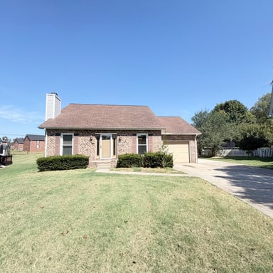 Property photo 1 of 1819 Bourne Cir