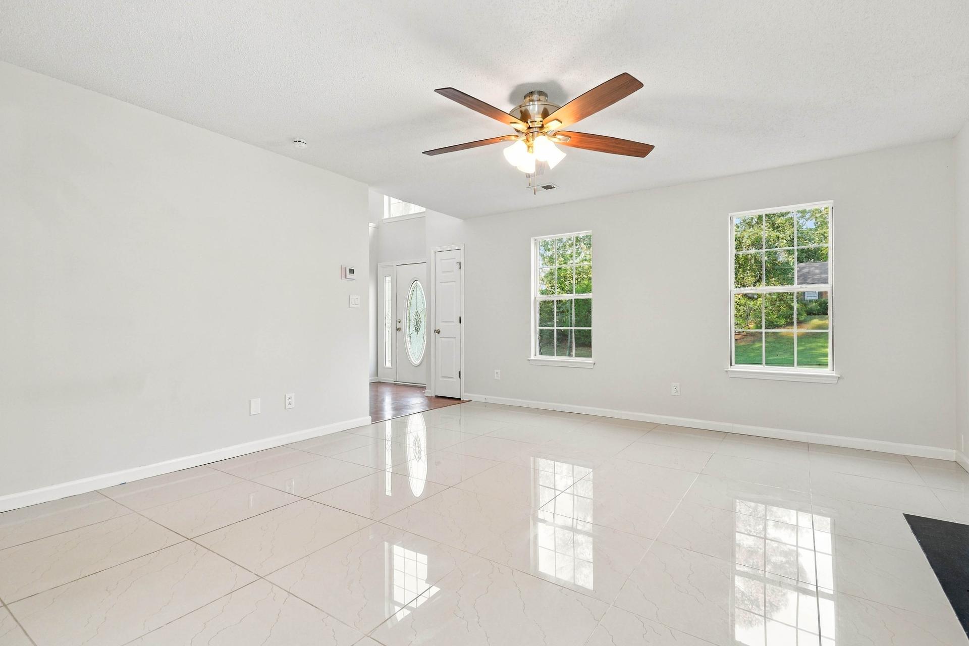 Photo 6 of 22 of 96 Ashtonbrook Dr, McDonough, GA