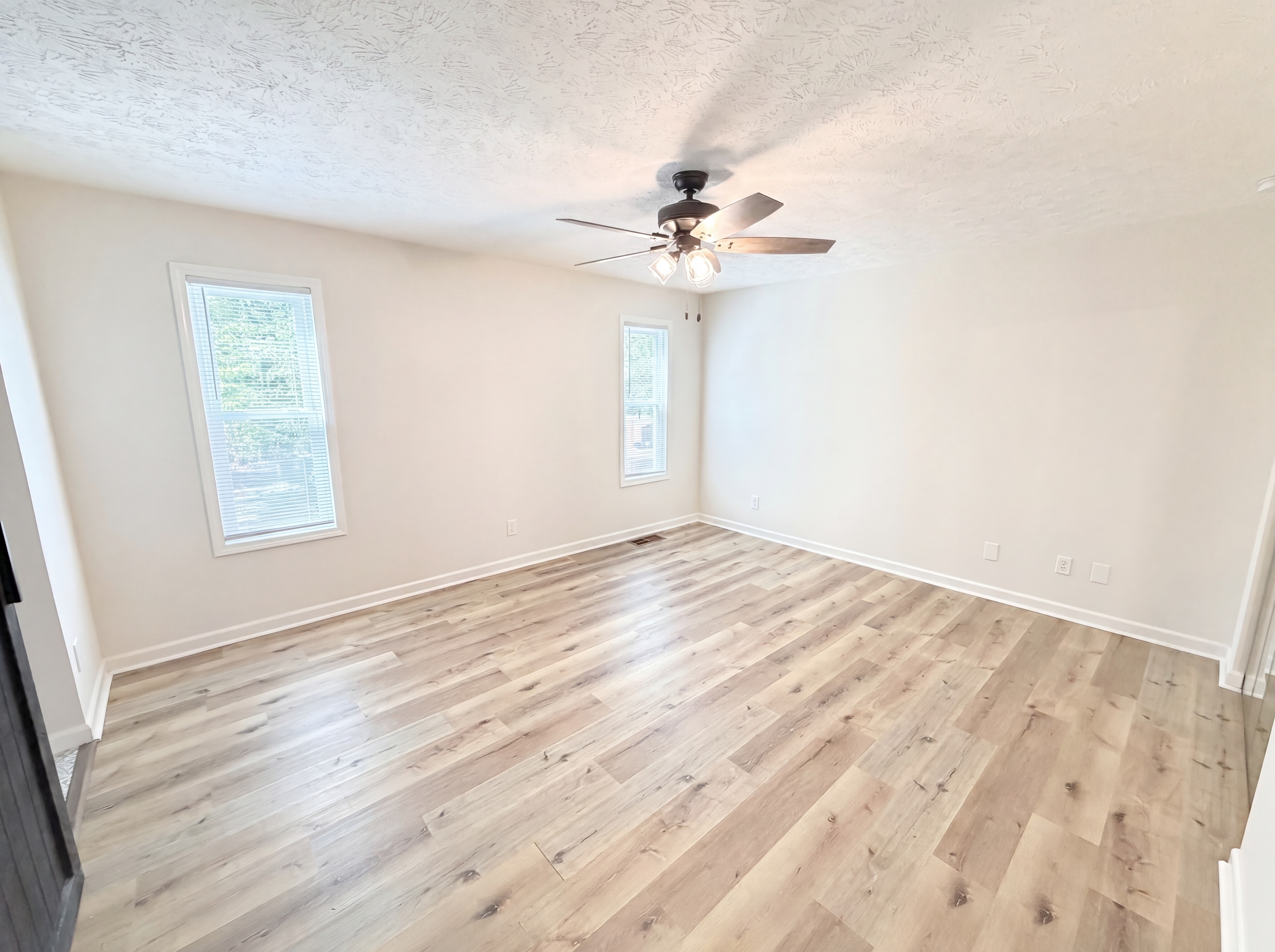 Photo 8 of 24 of 1327 Towne Harbor Trl, Woodstock, GA